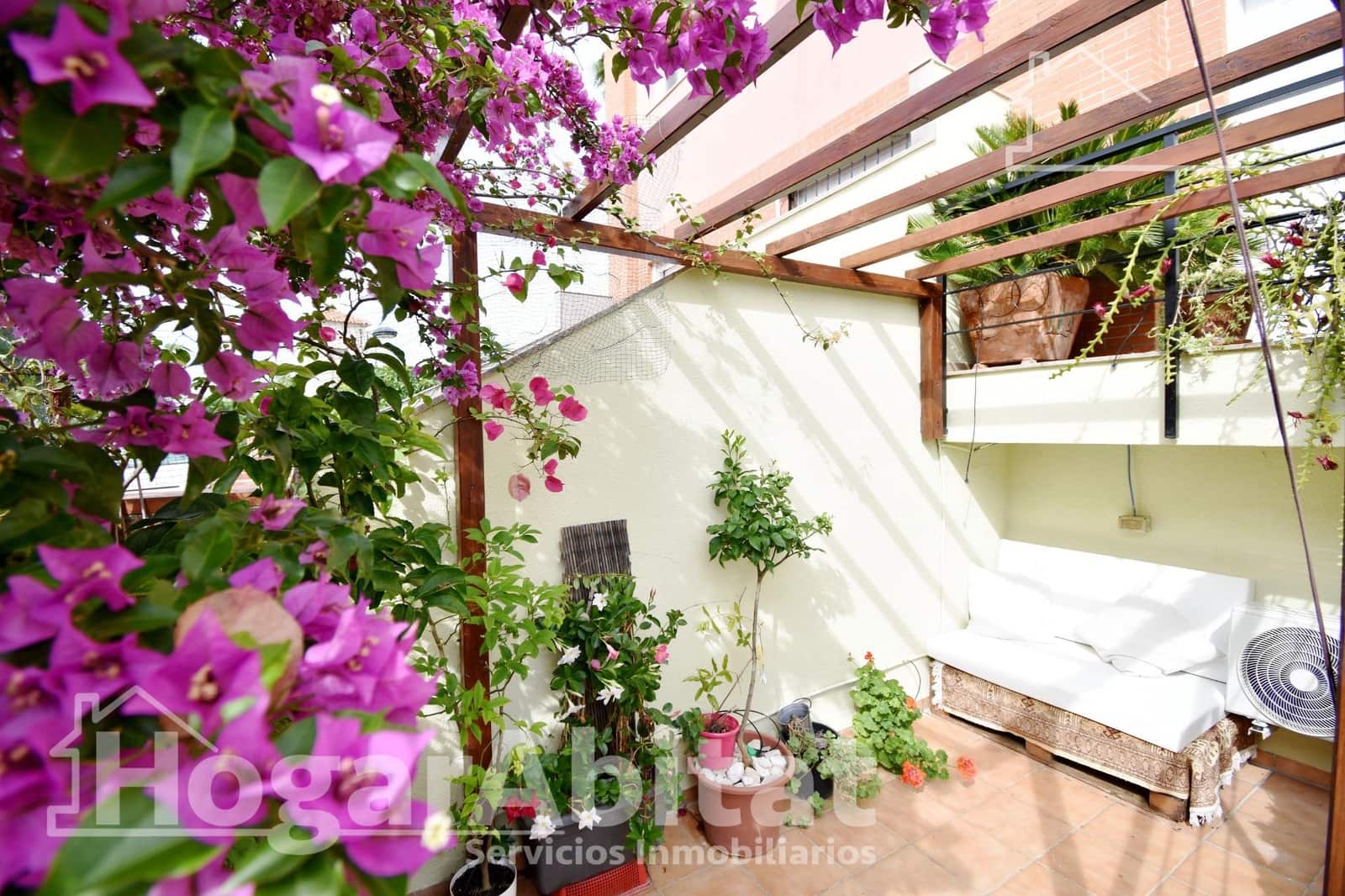 Adosado de 3 habitaciones en Almoines en venta con piscina garaje - 275.000 € (Ref: 9904003)