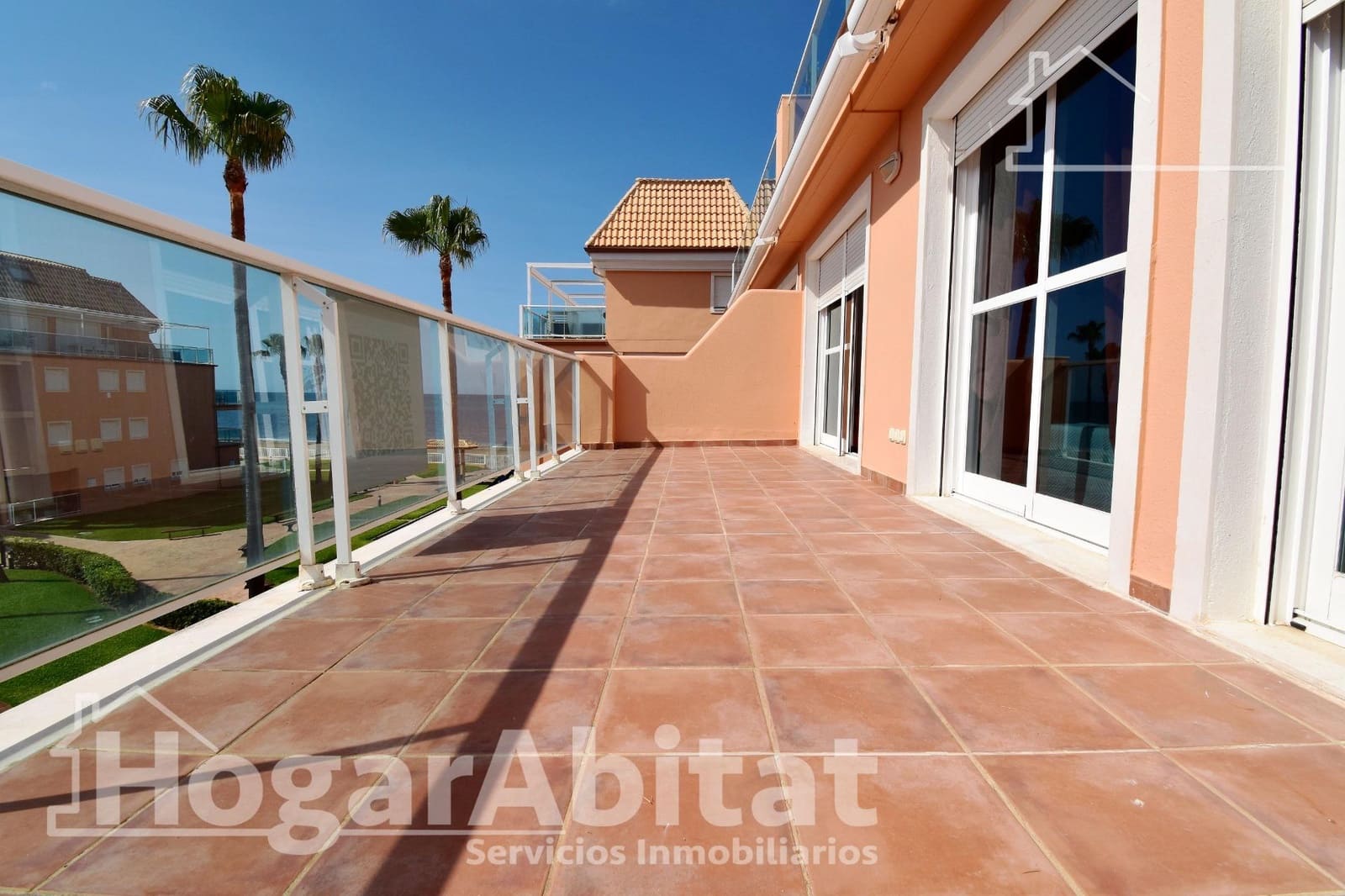 2 bedroom Flat for sale in Denia with pool garage - € 369,000 (Ref: 9904005)
