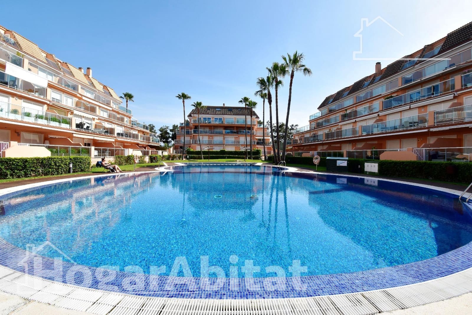 2 bedroom Flat for sale in Denia with pool garage - € 369,000 (Ref: 9904005)