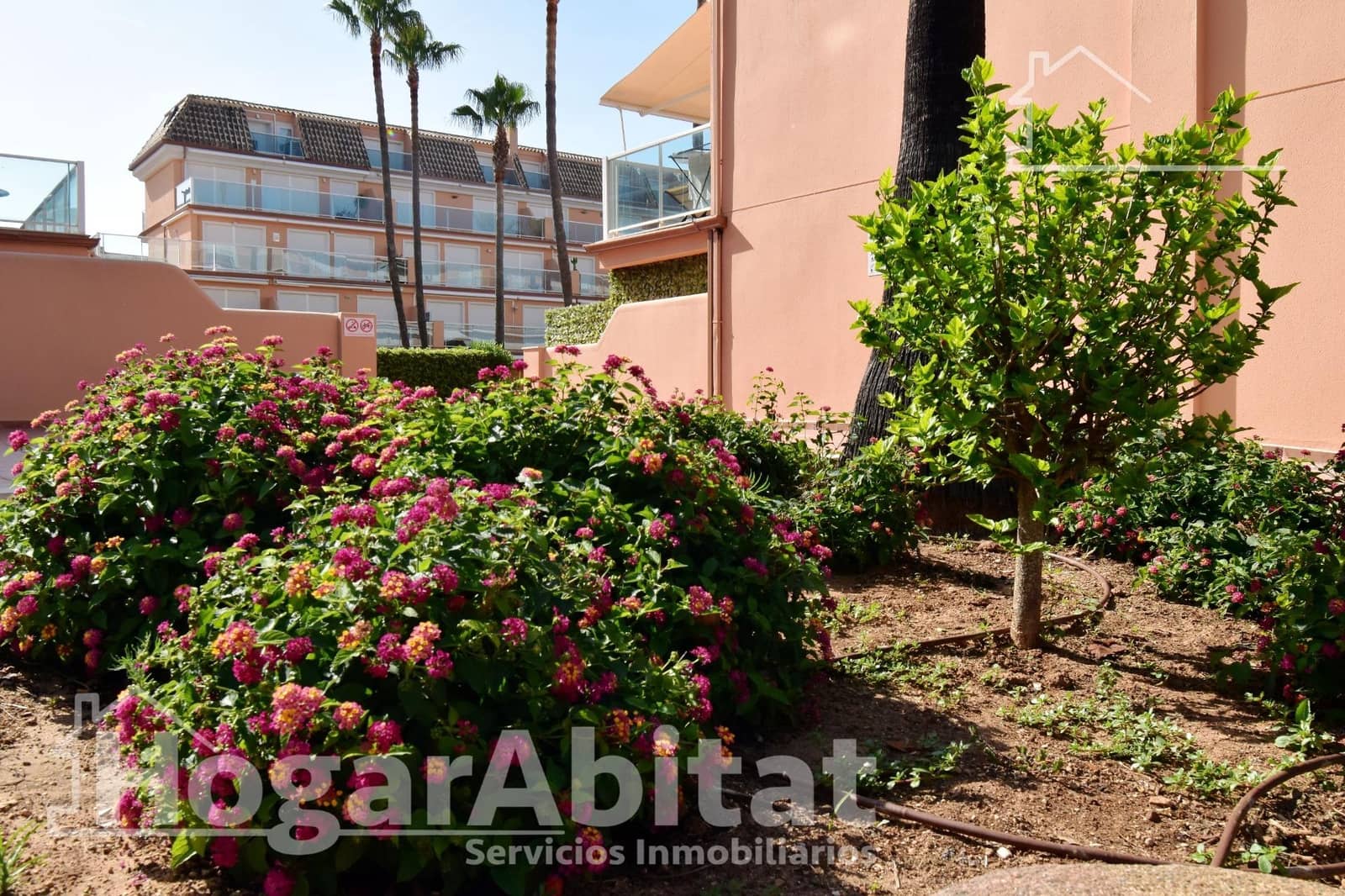 2 bedroom Flat for sale in Denia with pool garage - € 369,000 (Ref: 9904005)