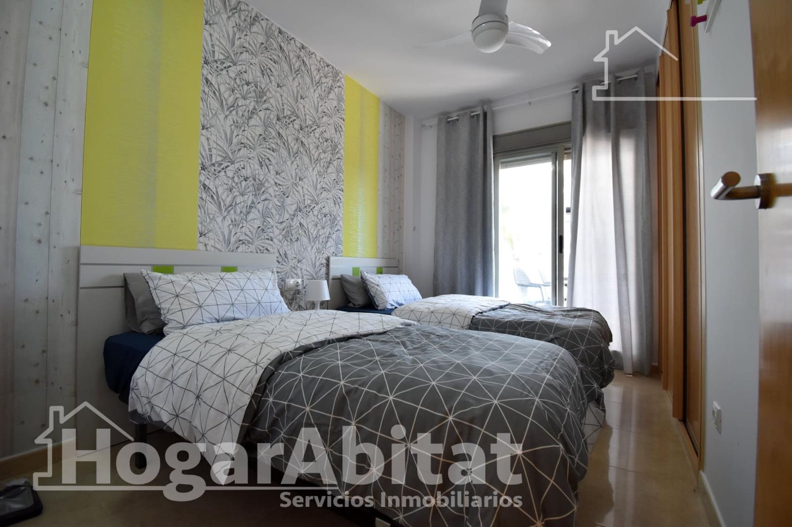 2 slaapkamer Flat te koop in Oliva met zwembad garage - € 299.000 (Ref: 9908066)