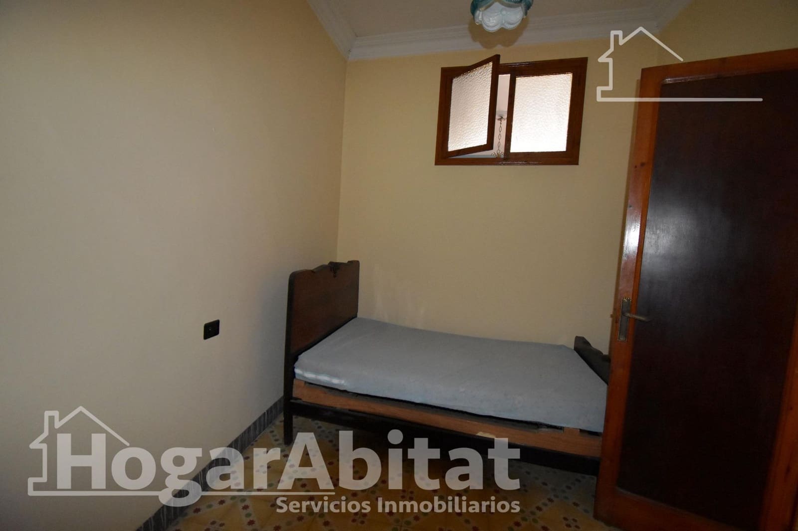 6 soverom Hus til salgs i Bellreguard med garasje - € 175 000 (Ref: 9908073)