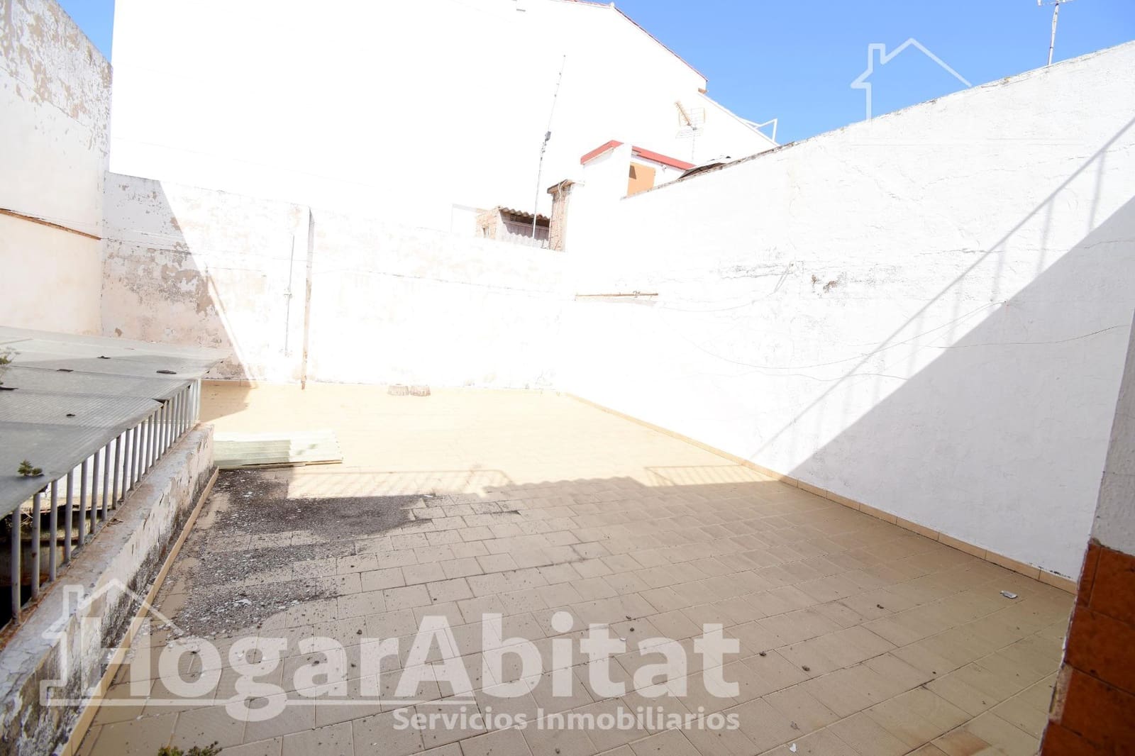 6 soverom Hus til salgs i Bellreguard med garasje - € 175 000 (Ref: 9908073)
