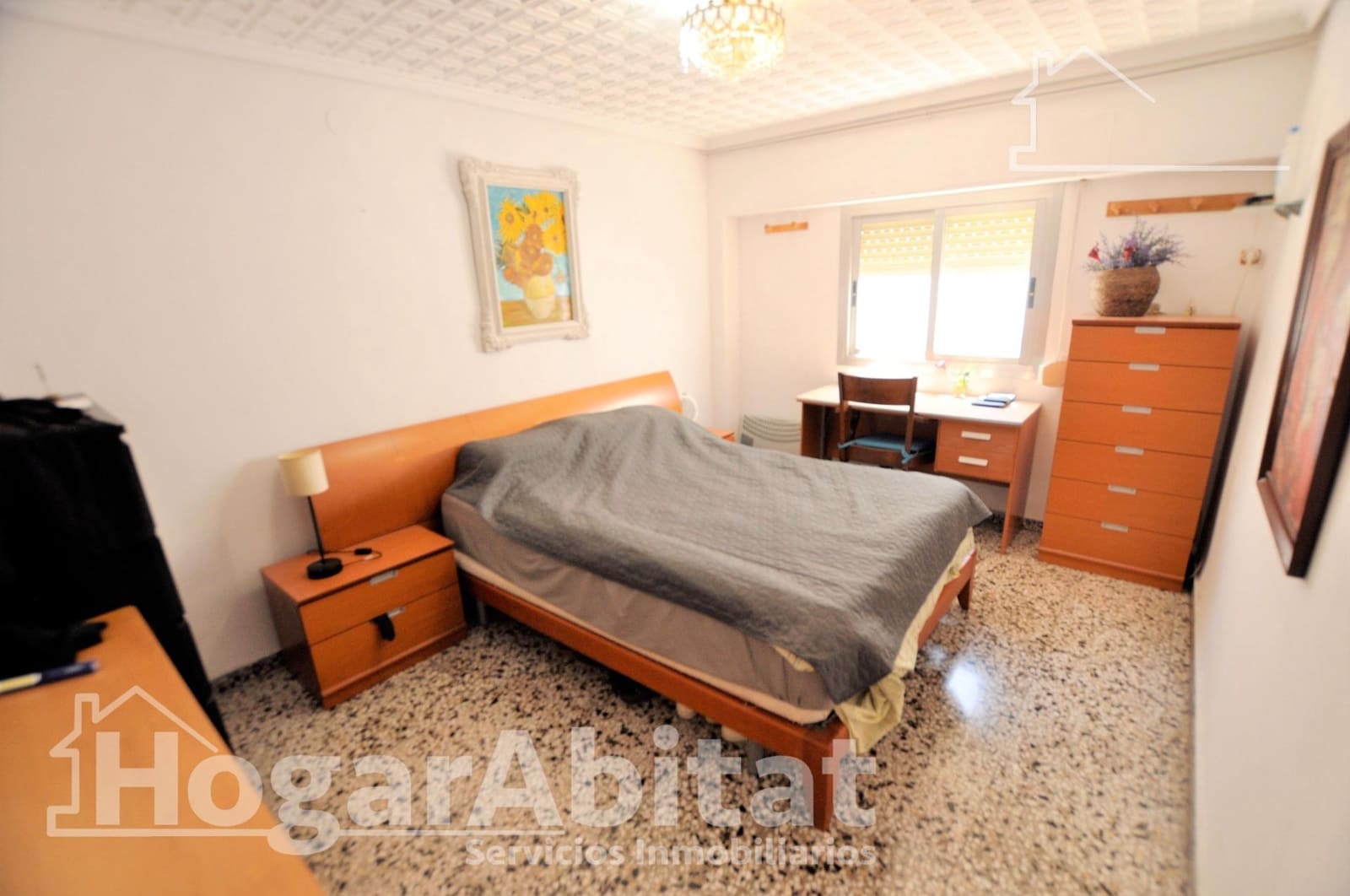 Piso de 4 habitaciones en Xirivella en venta - 189.000 € (Ref: 9911114)