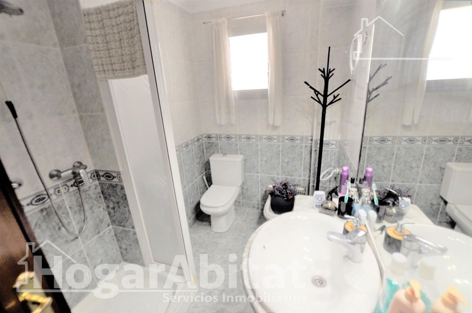 Piso de 4 habitaciones en Xirivella en venta - 189.000 € (Ref: 9911114)