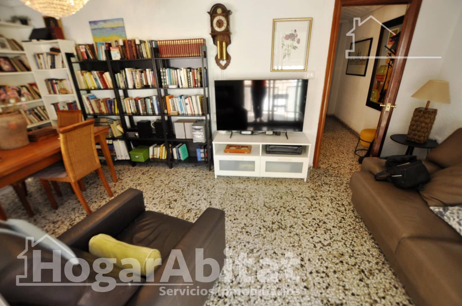 Piso de 4 habitaciones en Xirivella en venta - 189.000 € (Ref: 9911114)