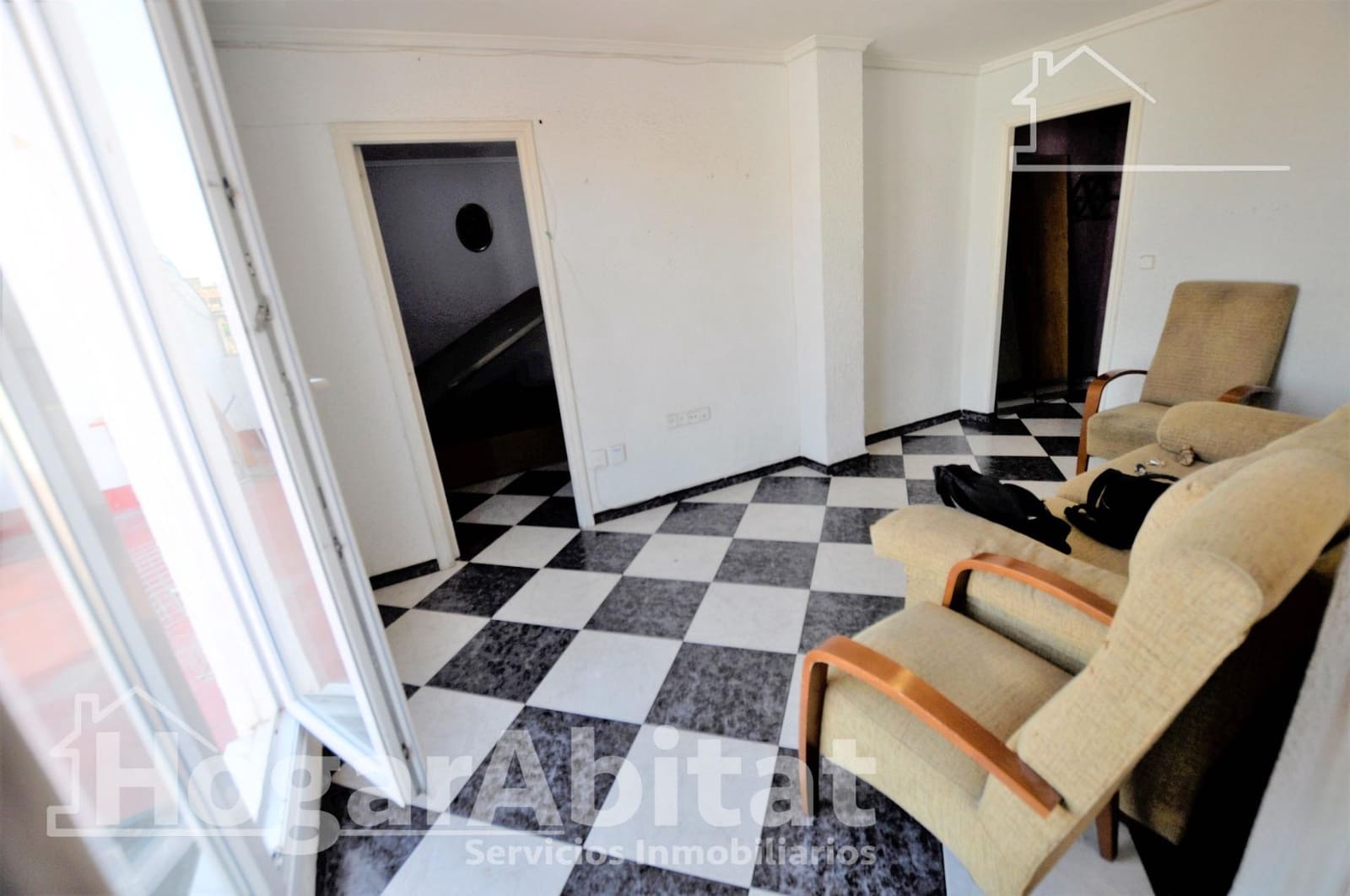 2 Zimmer Penthouse zu verkaufen in Xirivella - 140.000 € (Ref: 9911115)