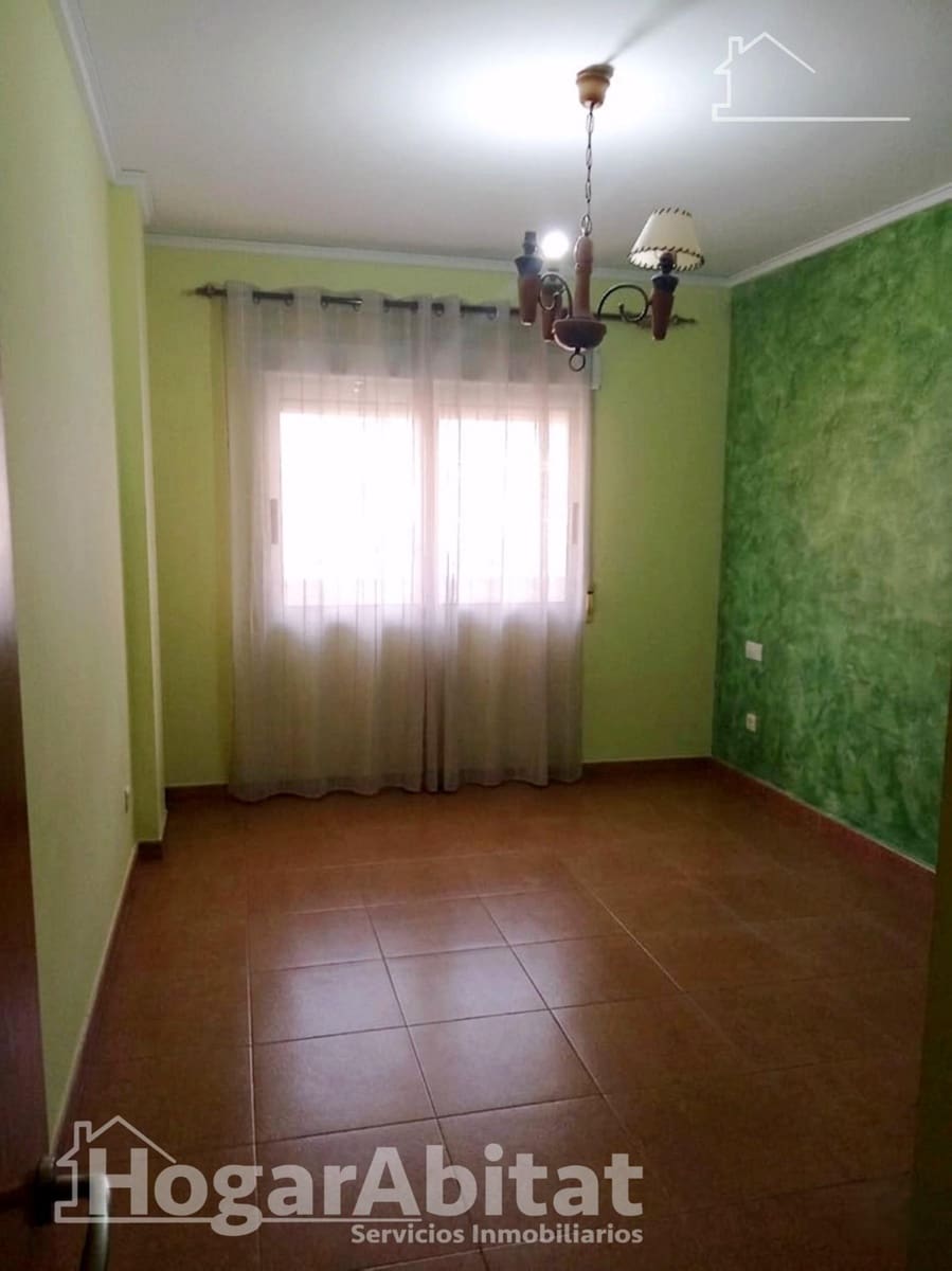 Piso de 3 habitaciones en Tavernes de la Valldigna en venta con garaje - 185.000 € (Ref: 9911121)