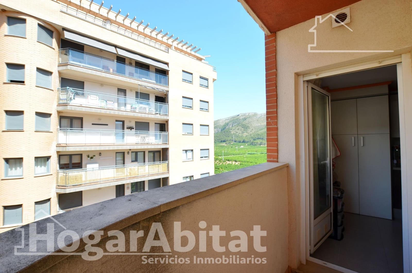 Piso de 3 habitaciones en Tavernes de la Valldigna en venta con garaje - 185.000 € (Ref: 9911121)