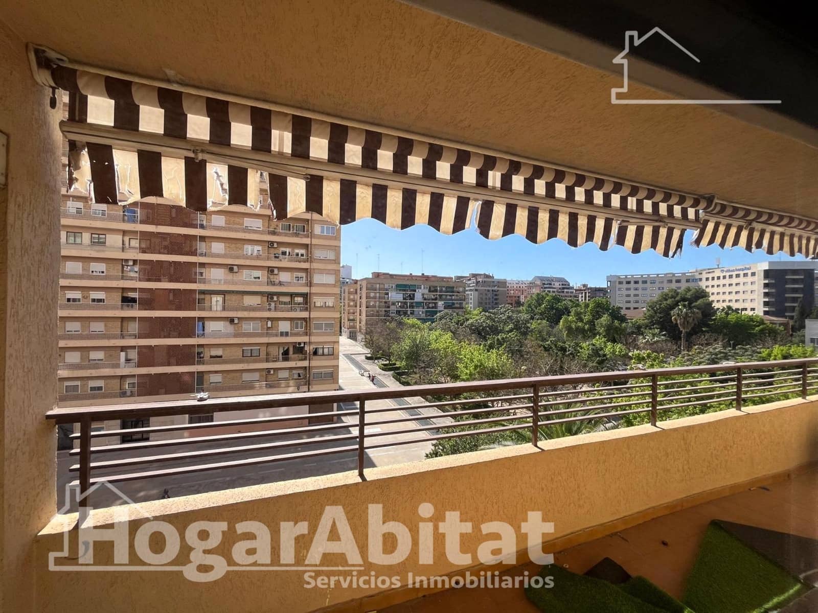 4 sovrum Lägenhet till salu i Valencia stad - 380 000 € (Ref: 9911125)