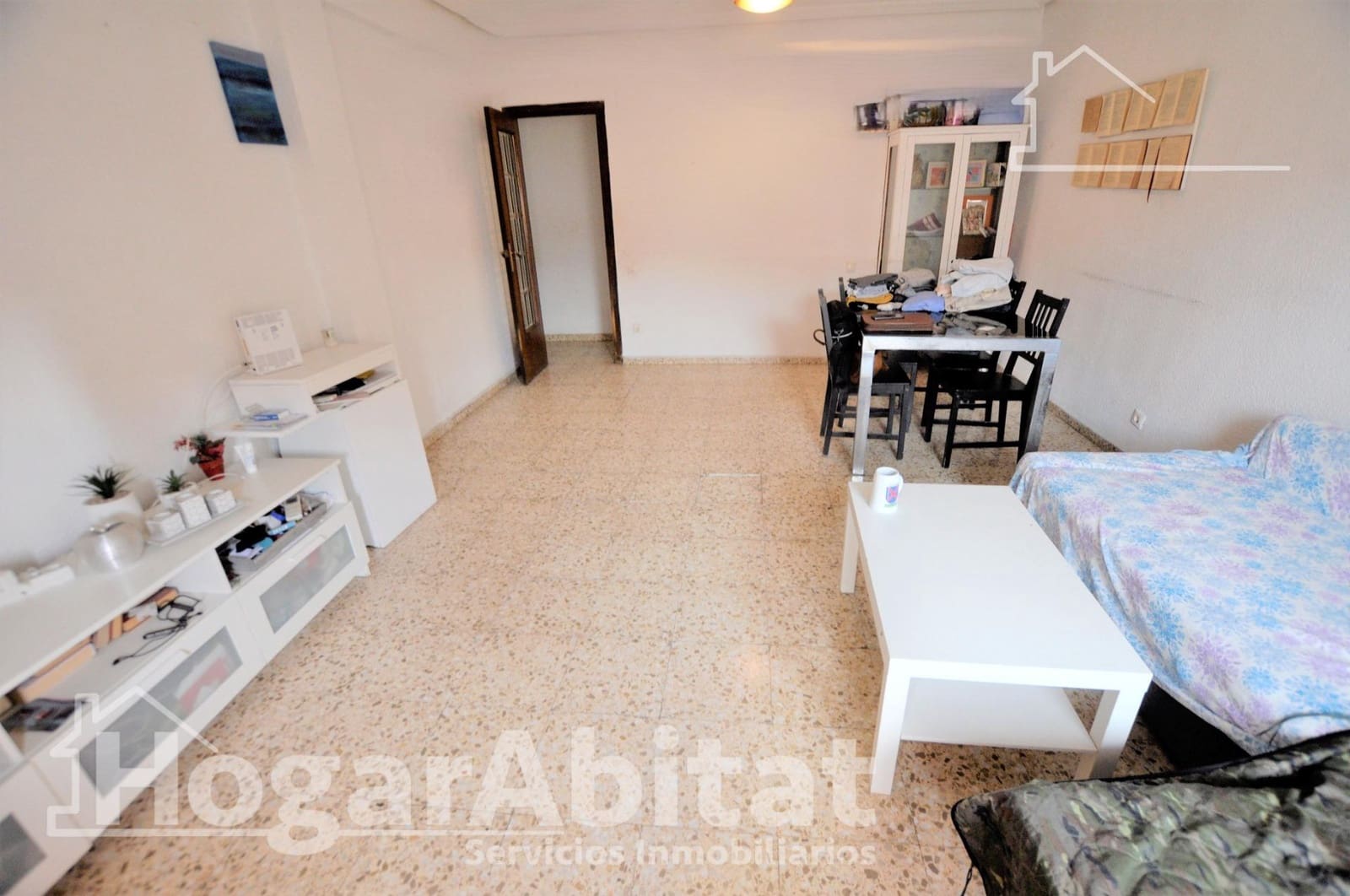 Piso de 3 habitaciones en Xirivella en venta - 195.000 € (Ref: 9911129)
