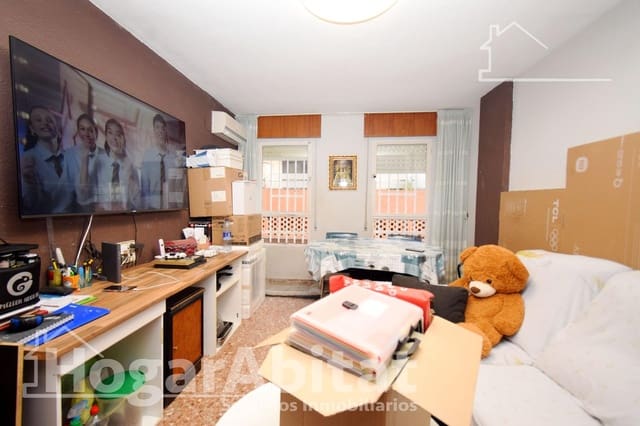Piso de 3 habitaciones en Paterna en venta - 200.000 € (Ref: 9911130)