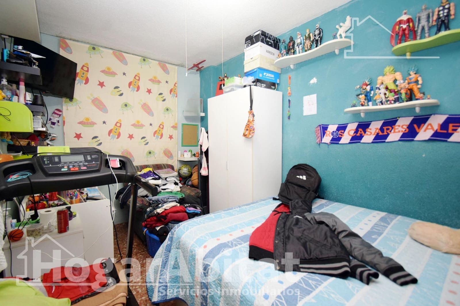 Piso de 3 habitaciones en Paterna en venta - 200.000 € (Ref: 9911130)