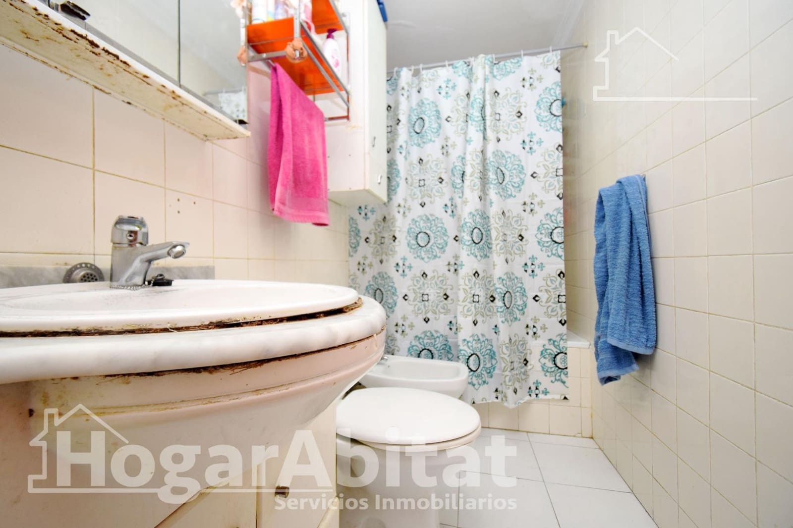 Piso de 3 habitaciones en Paterna en venta - 200.000 € (Ref: 9911130)