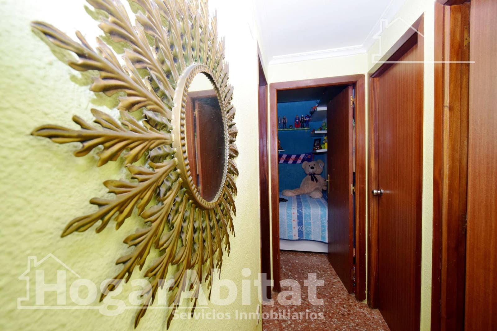 Piso de 3 habitaciones en Paterna en venta - 200.000 € (Ref: 9911130)