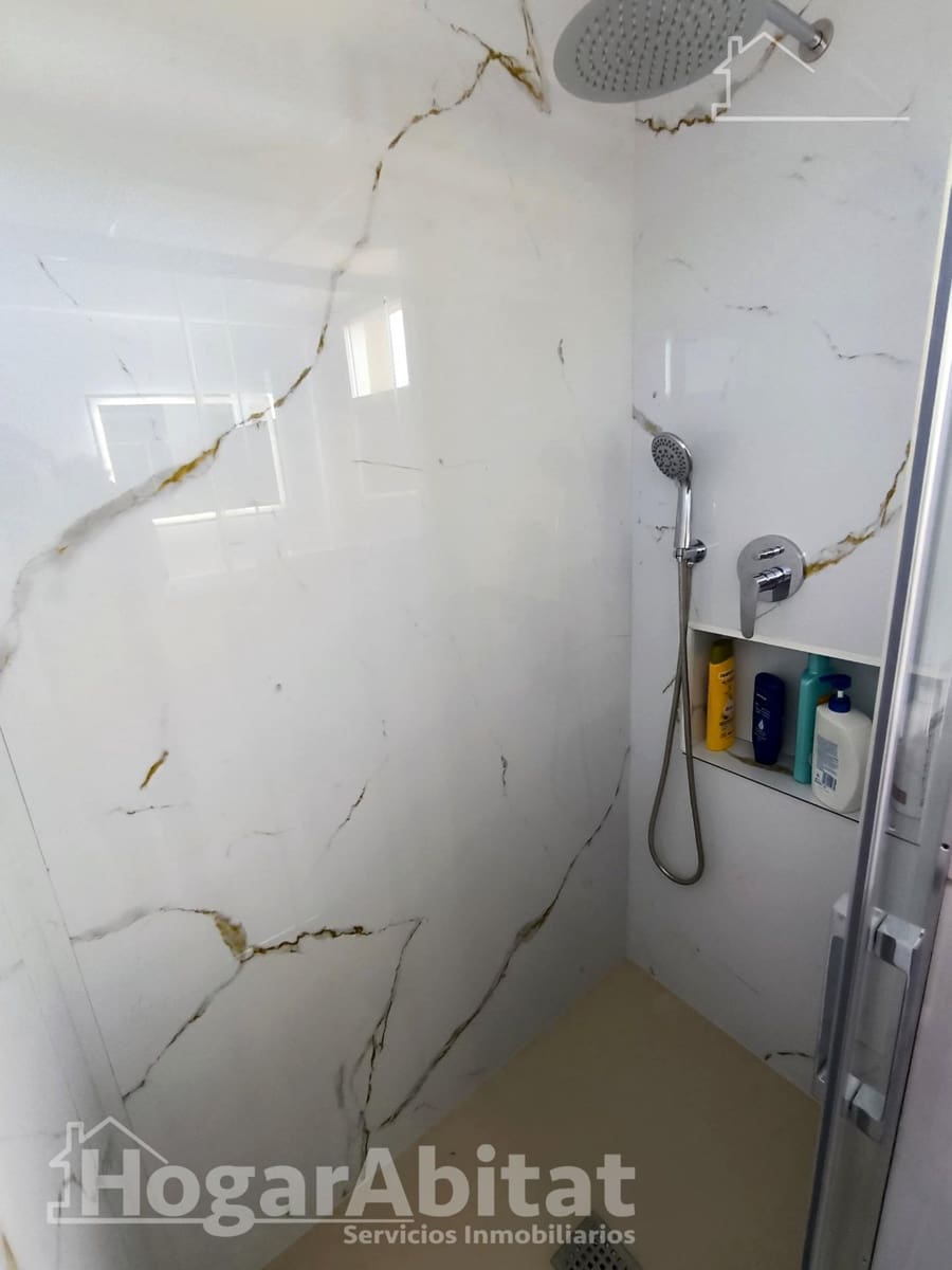 1 soveværelse Penthouse til salg i Torrent med garage - € 380.000 (Ref: 9911131)