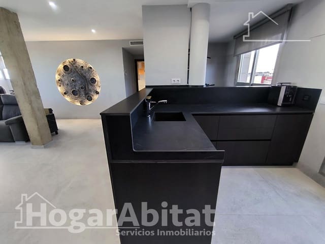 1 soveværelse Penthouse til salg i Torrent med garage - € 380.000 (Ref: 9911131)