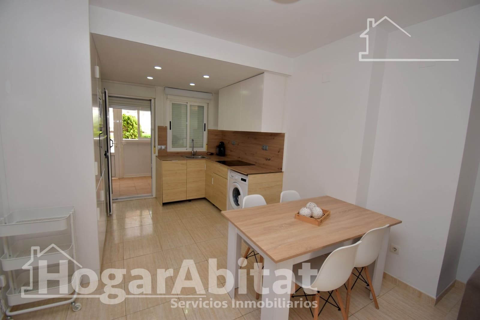 2 slaapkamer Flat te koop in Oropesa  met zwembad garage - € 160.000 (Ref: 9913225)