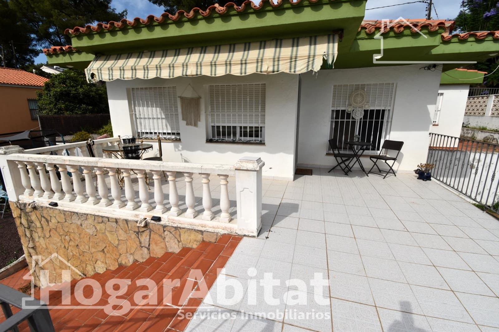 3 slaapkamer Villa te koop in Borriol met zwembad garage - € 285.000 (Ref: 9913227)