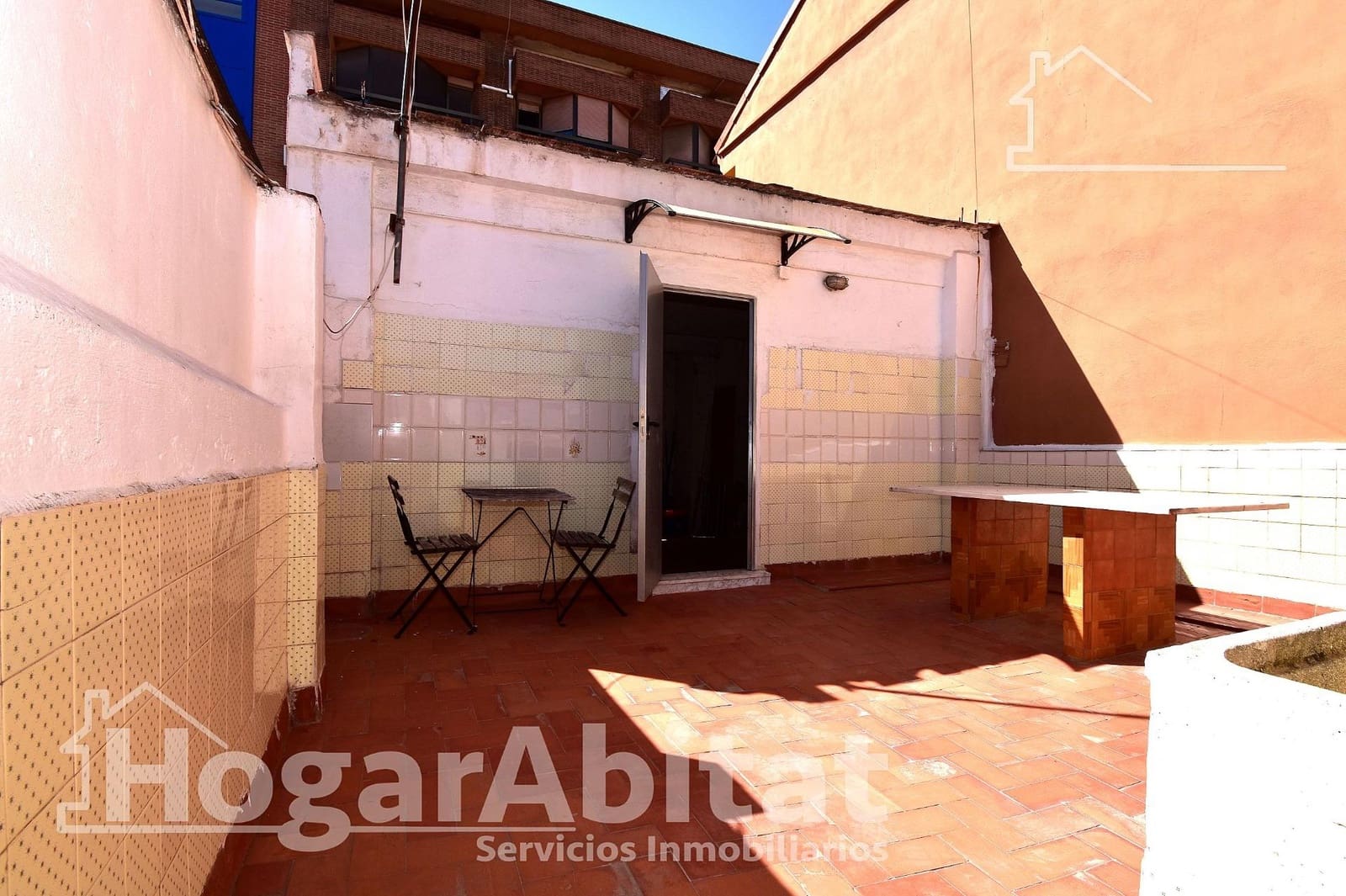 3 bedroom Townhouse for sale in Aldaia - € 300,000 (Ref: 9913233)