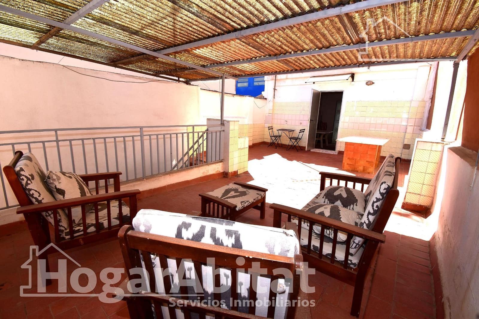 3 bedroom Townhouse for sale in Aldaia - € 300,000 (Ref: 9913233)
