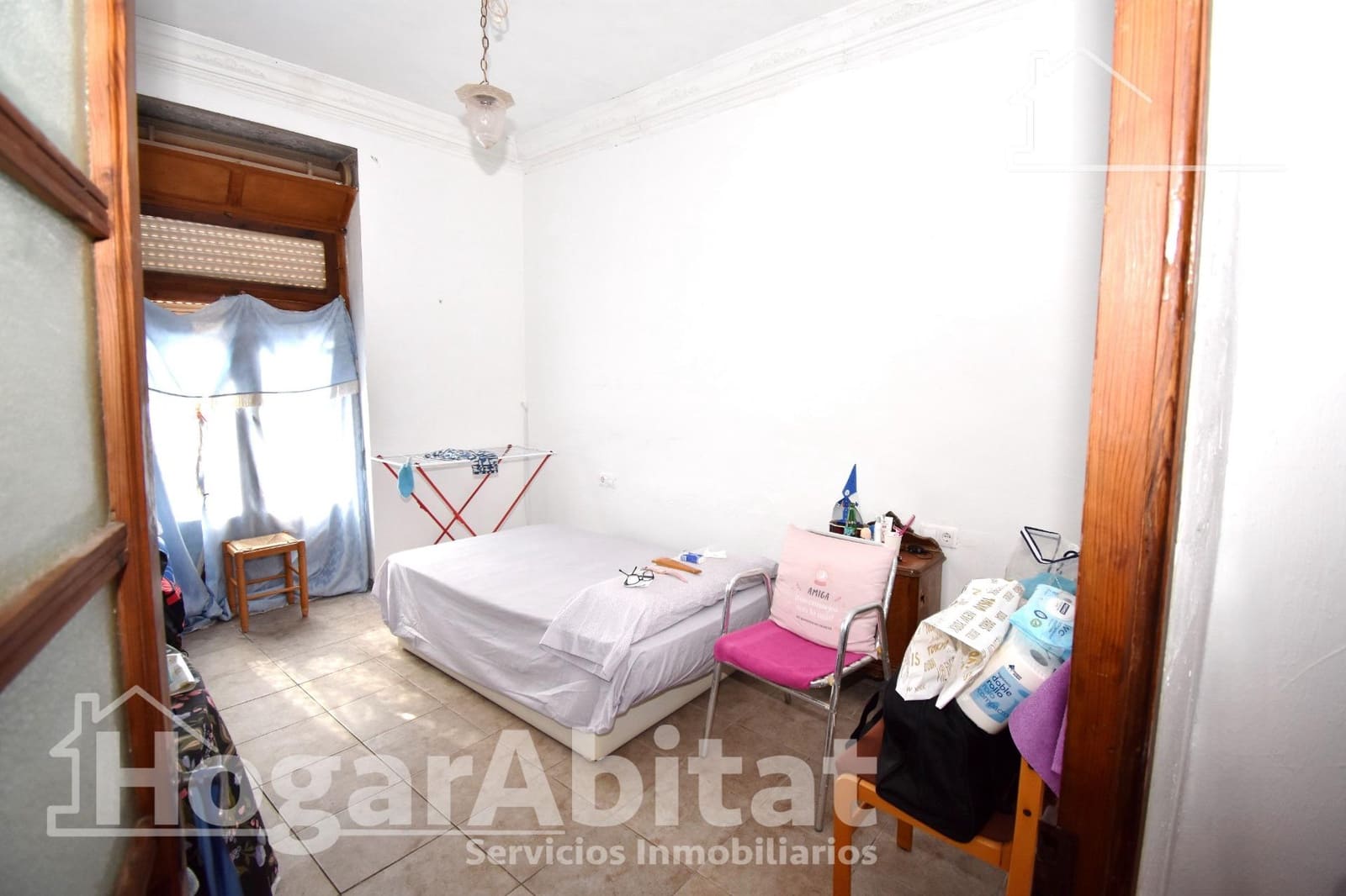 6 bedroom Townhouse for sale in Alzira - € 250,000 (Ref: 9913234)
