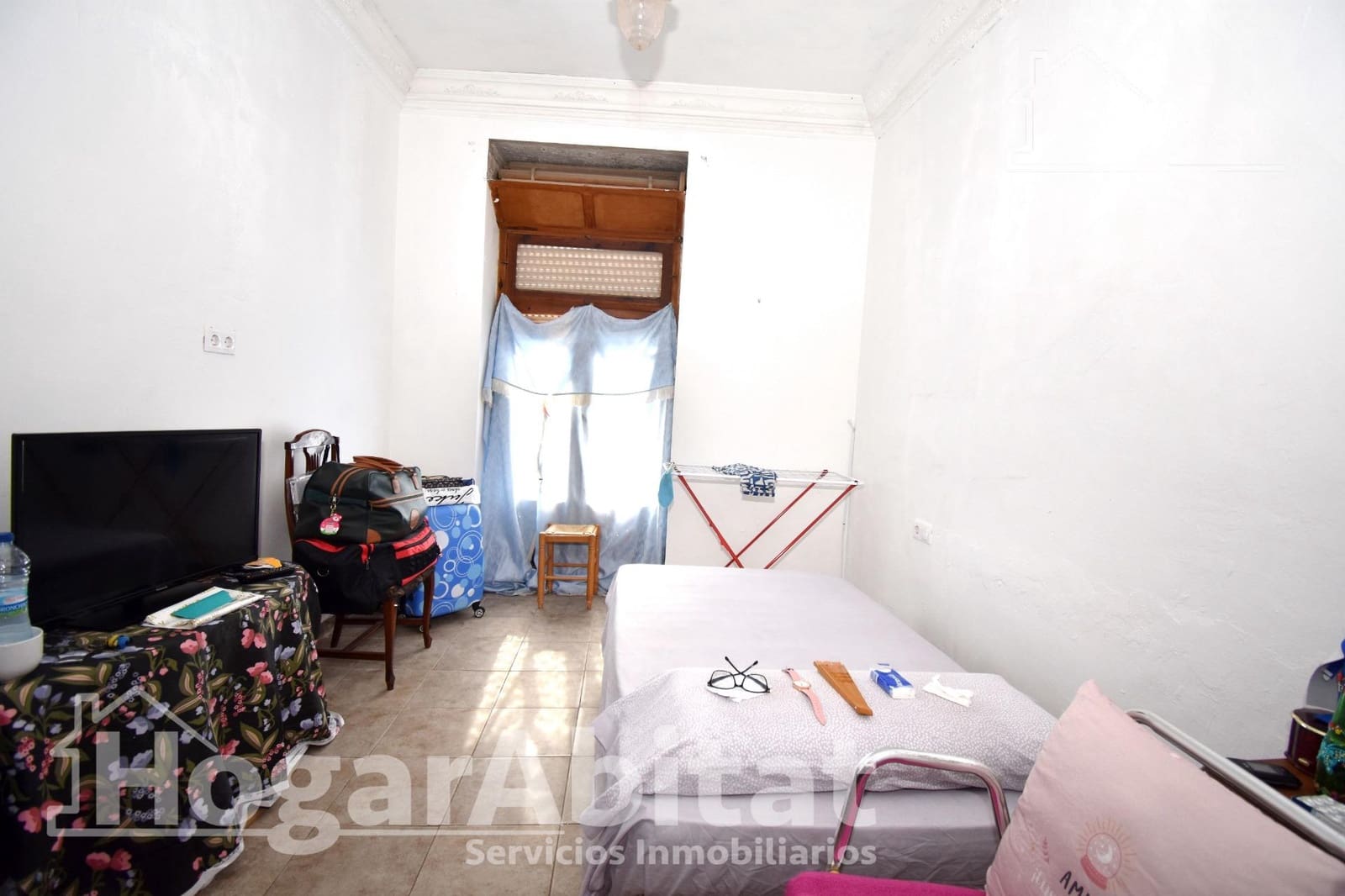 6 bedroom Townhouse for sale in Alzira - € 250,000 (Ref: 9913234)