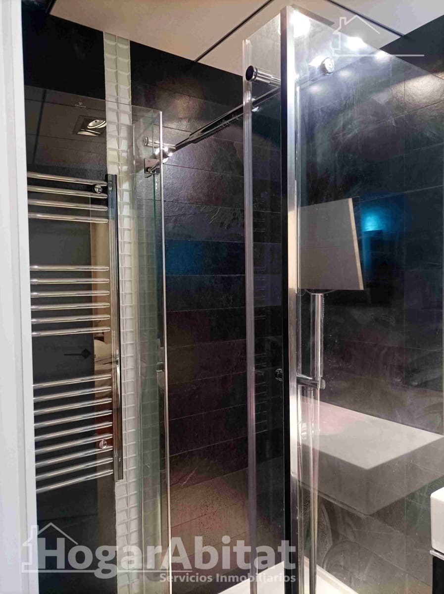 1 makuuhuone Asunto myytävänä paikassa Valencia kaupunki mukana 
autotalli - 330 000 € (Ref: 9915875)