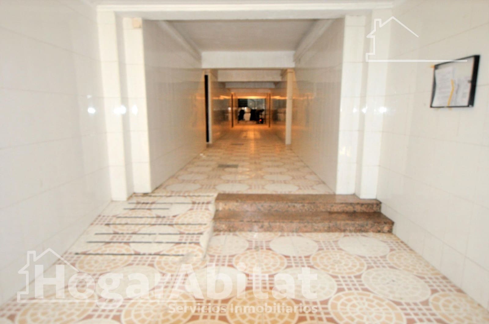 3 bedroom Flat for sale in Manises - € 165,000 (Ref: 9915881)