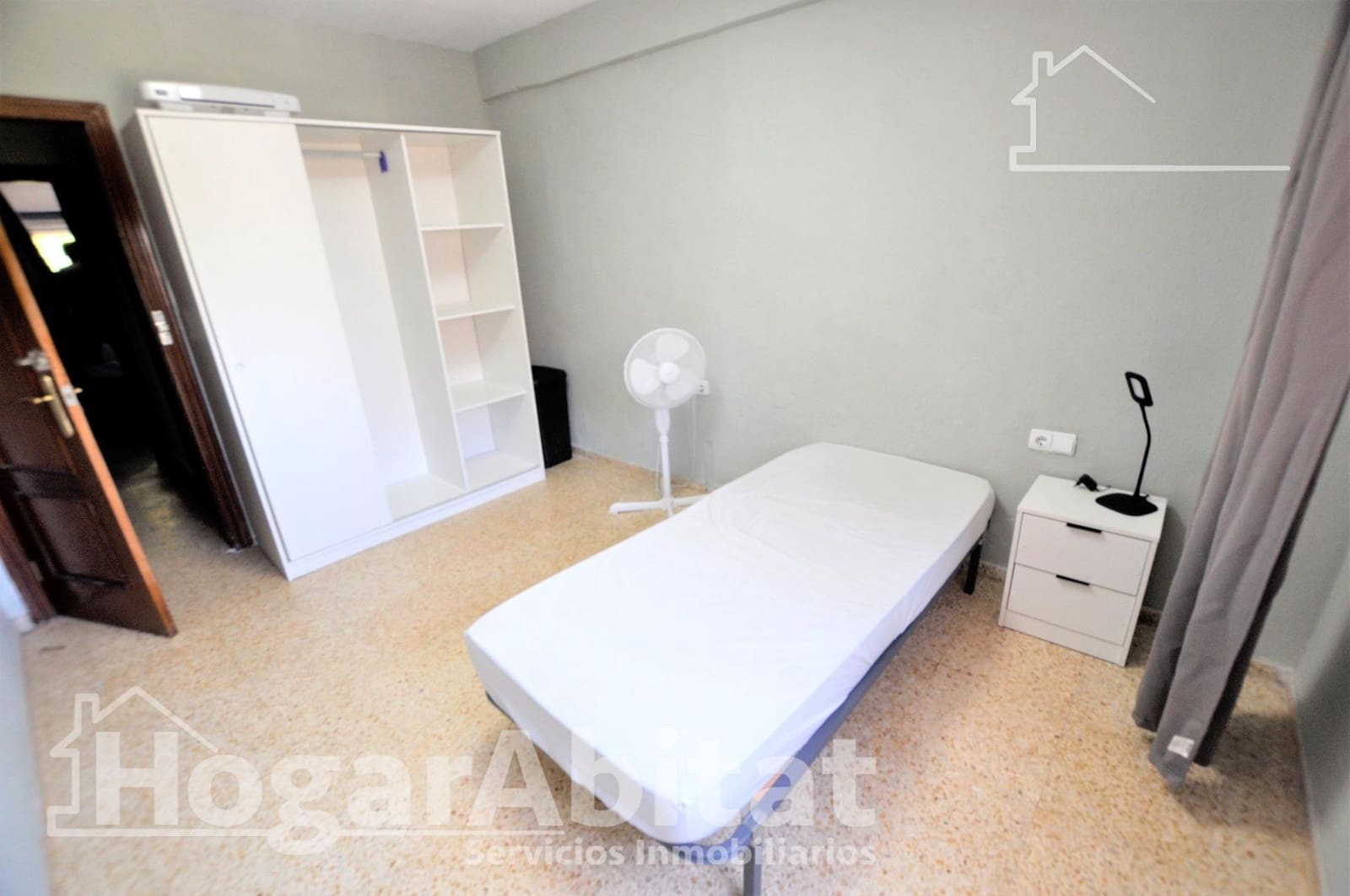 3 bedroom Flat for sale in Valencia city - € 188,000 (Ref: 9915884)