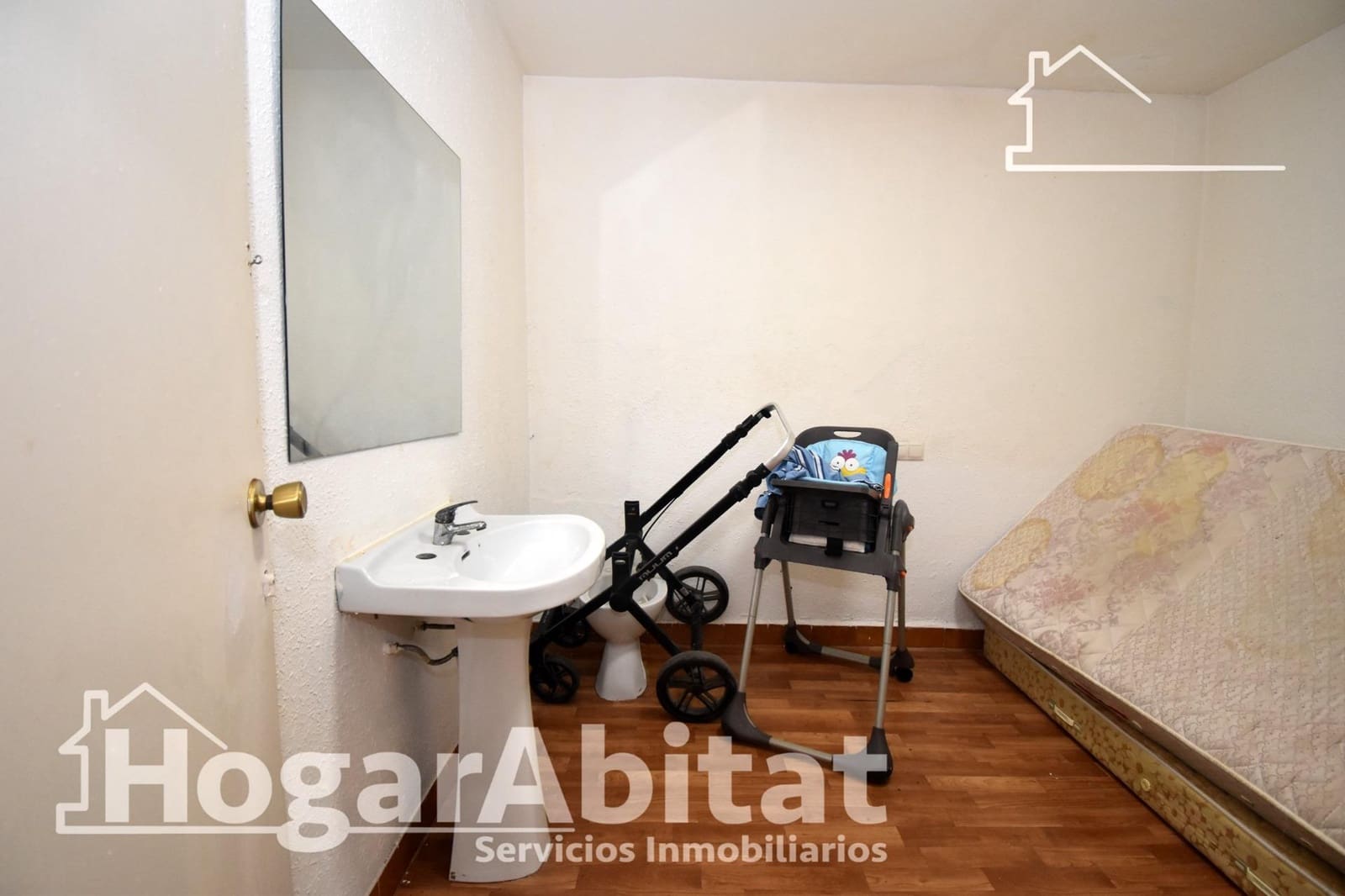 7 sypialnia Dom na sprzedaż w Castello de la Plana - 139 900 € (Ref: 9915889)