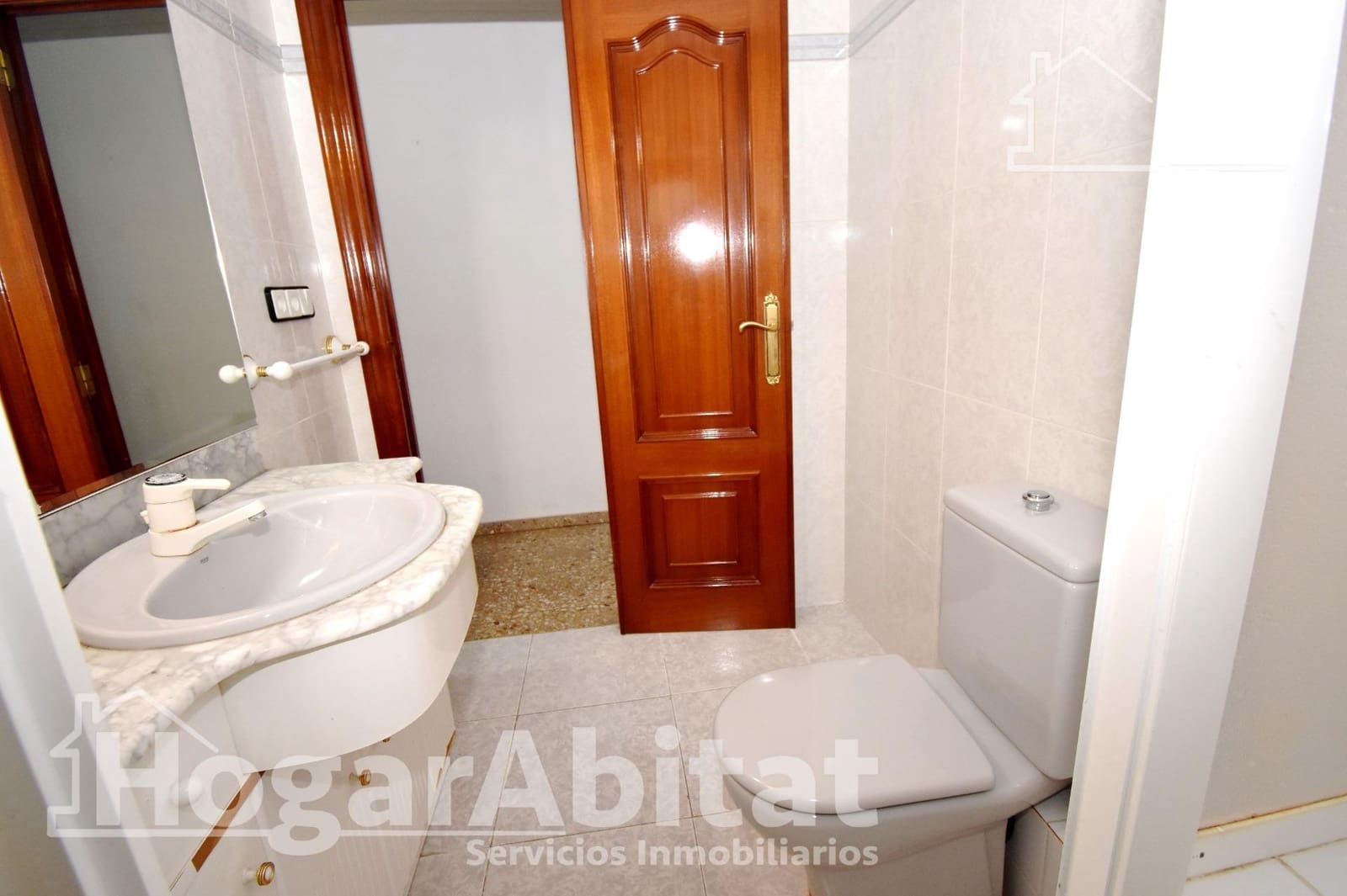 4 bedroom Flat for sale in Alaquas - € 190,000 (Ref: 9920468)