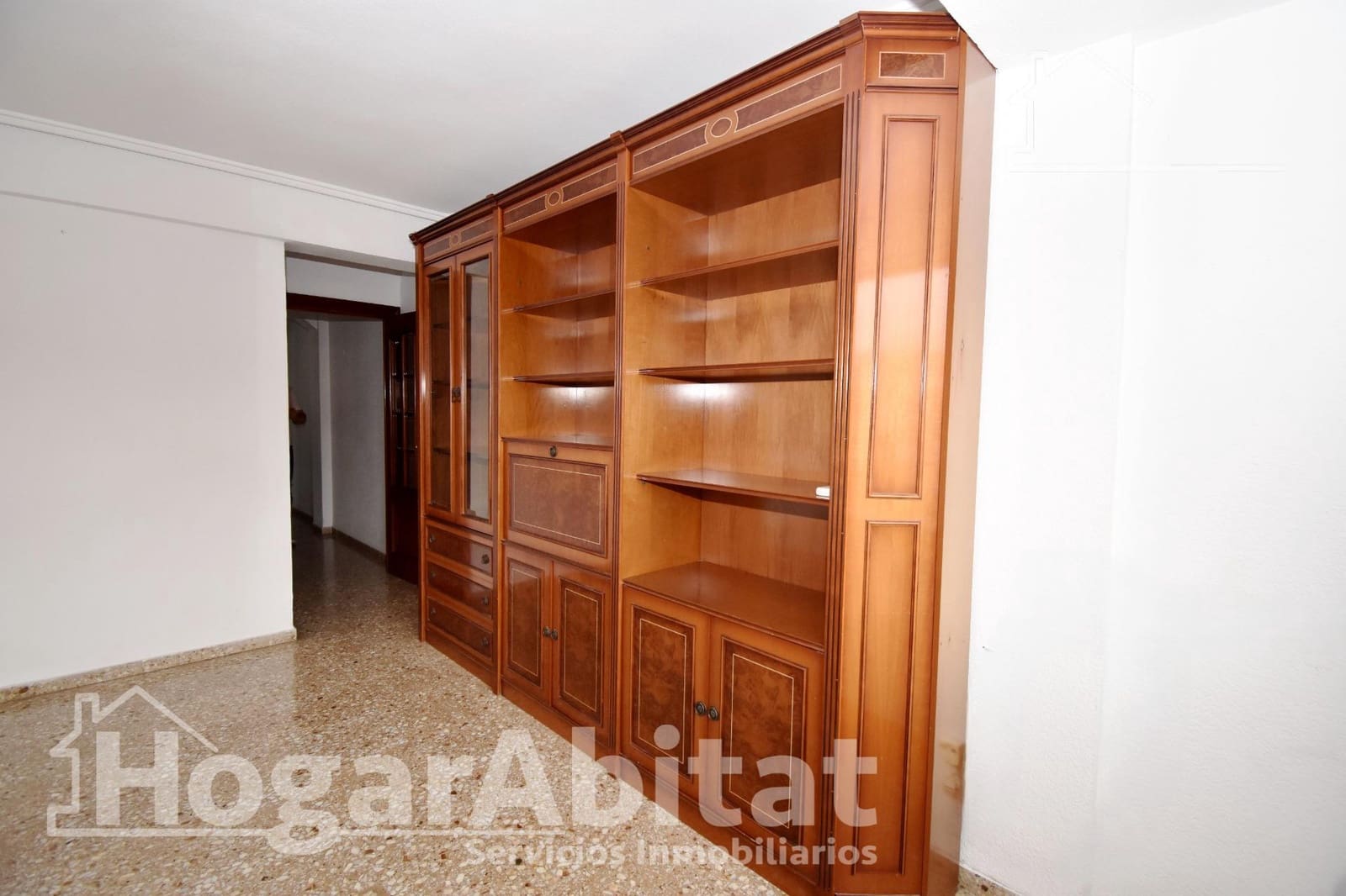 4 bedroom Flat for sale in Alaquas - € 190,000 (Ref: 9920468)