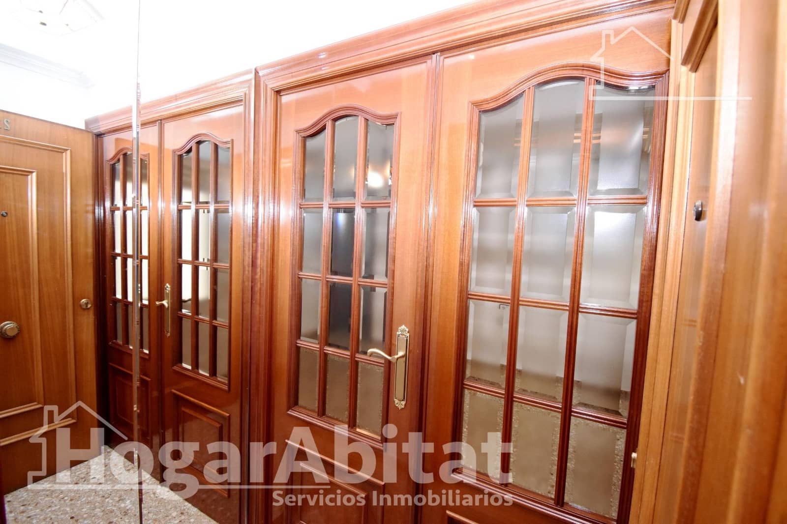 4 bedroom Flat for sale in Alaquas - € 190,000 (Ref: 9920468)