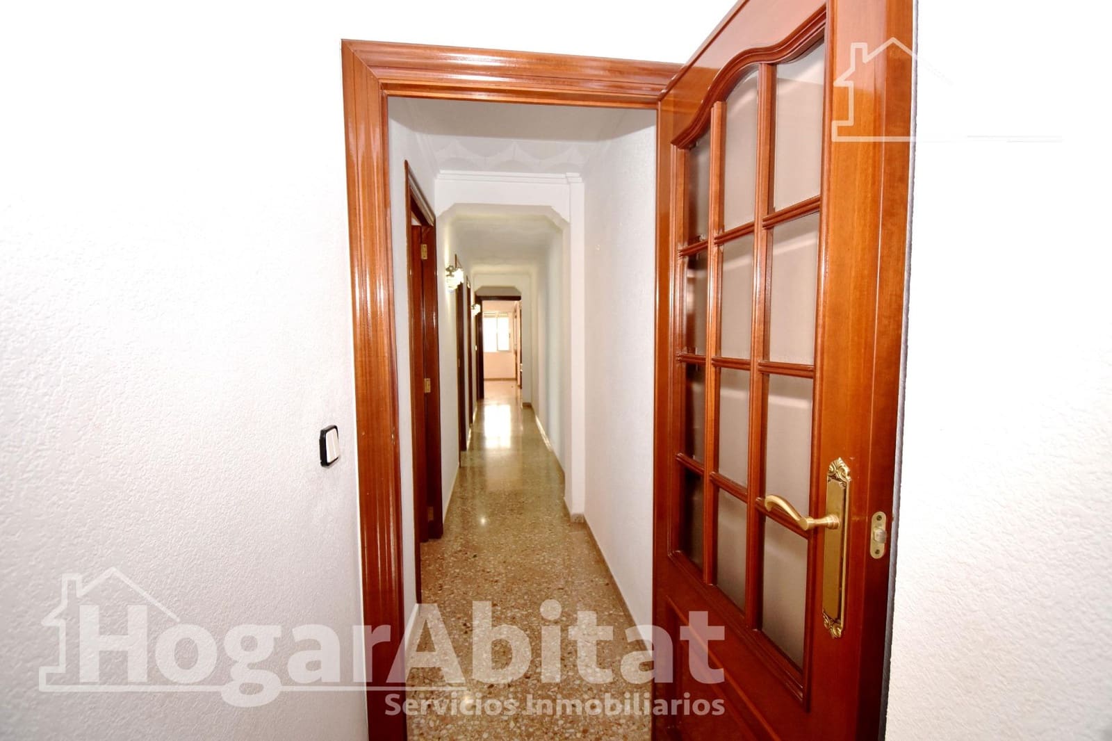 4 bedroom Flat for sale in Alaquas - € 190,000 (Ref: 9920468)