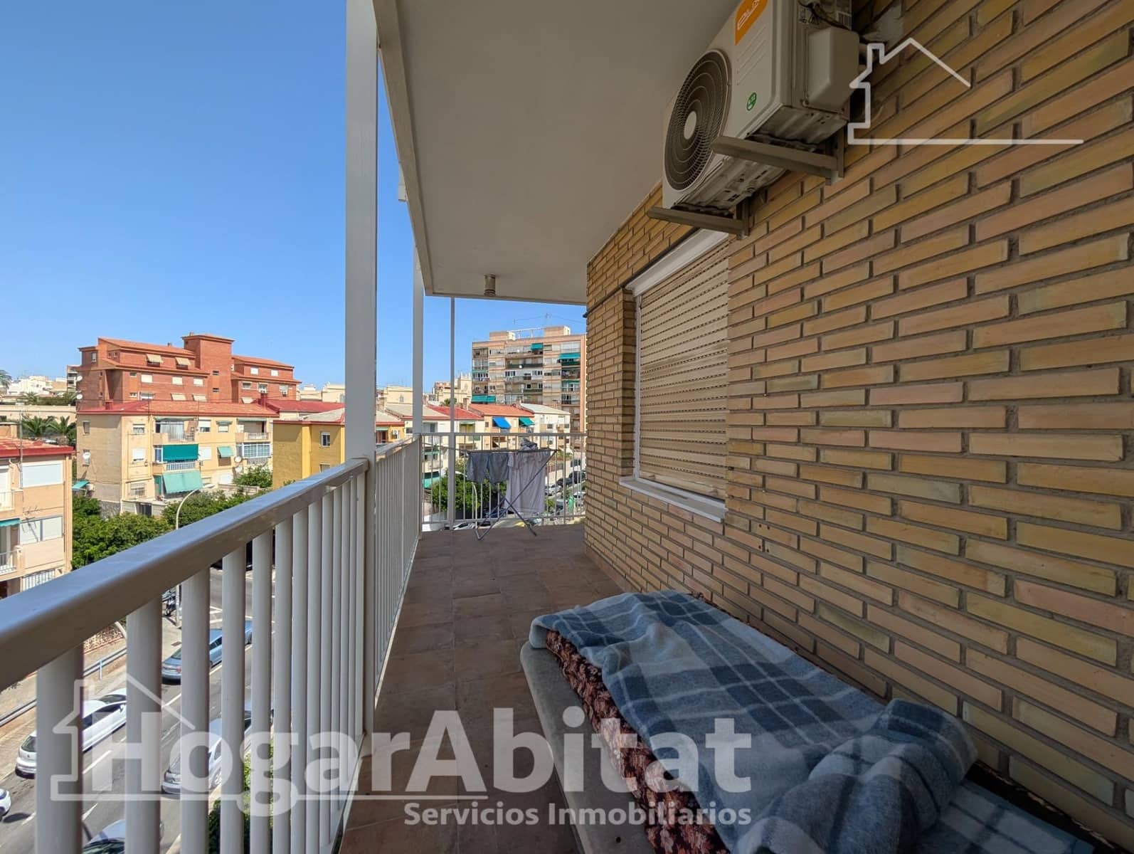 2 soverom Leilighet til salgs i Alicante by med garasje - € 290 000 (Ref: 9920470)