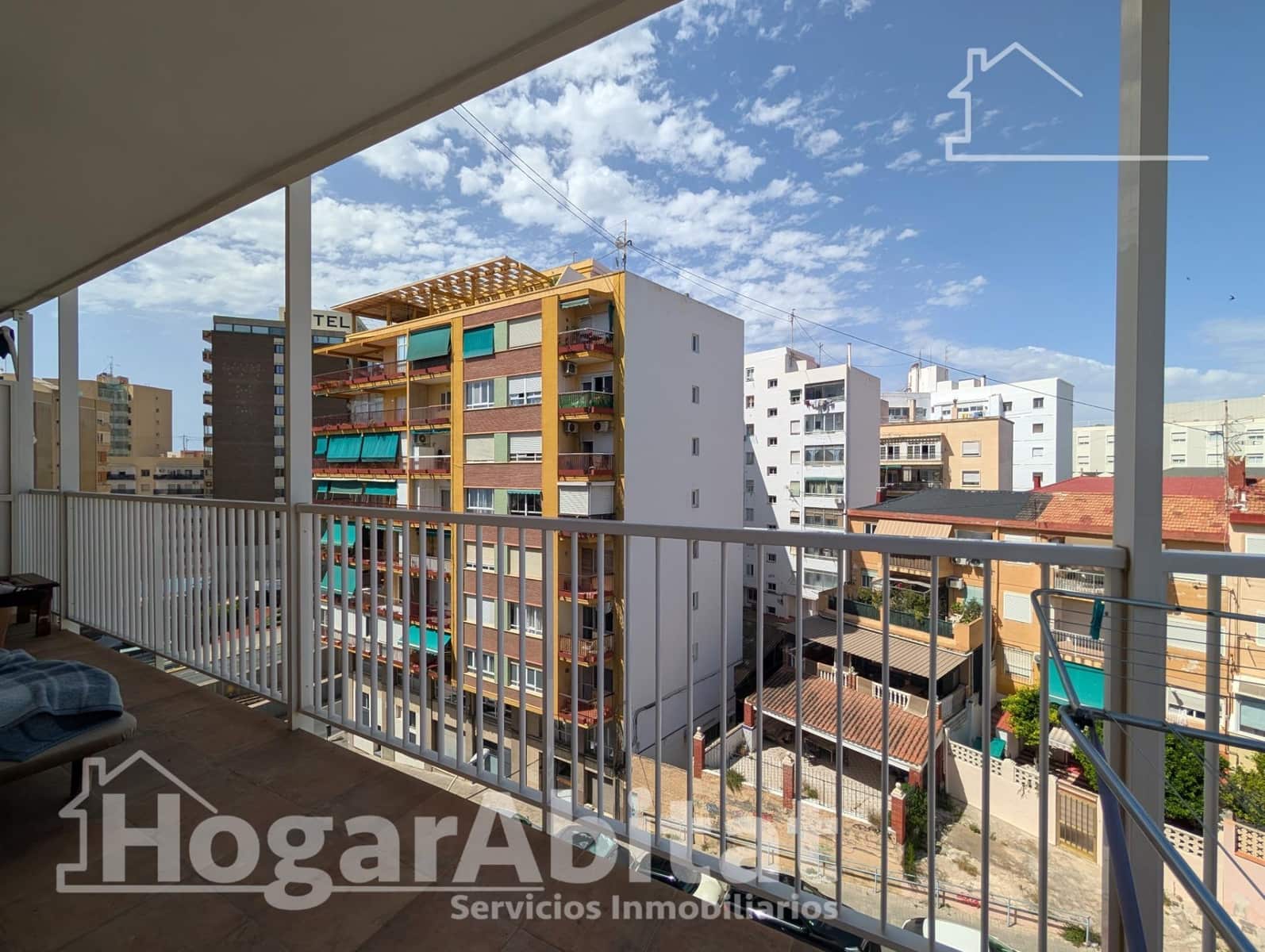 2 soverom Leilighet til salgs i Alicante by med garasje - € 290 000 (Ref: 9920470)