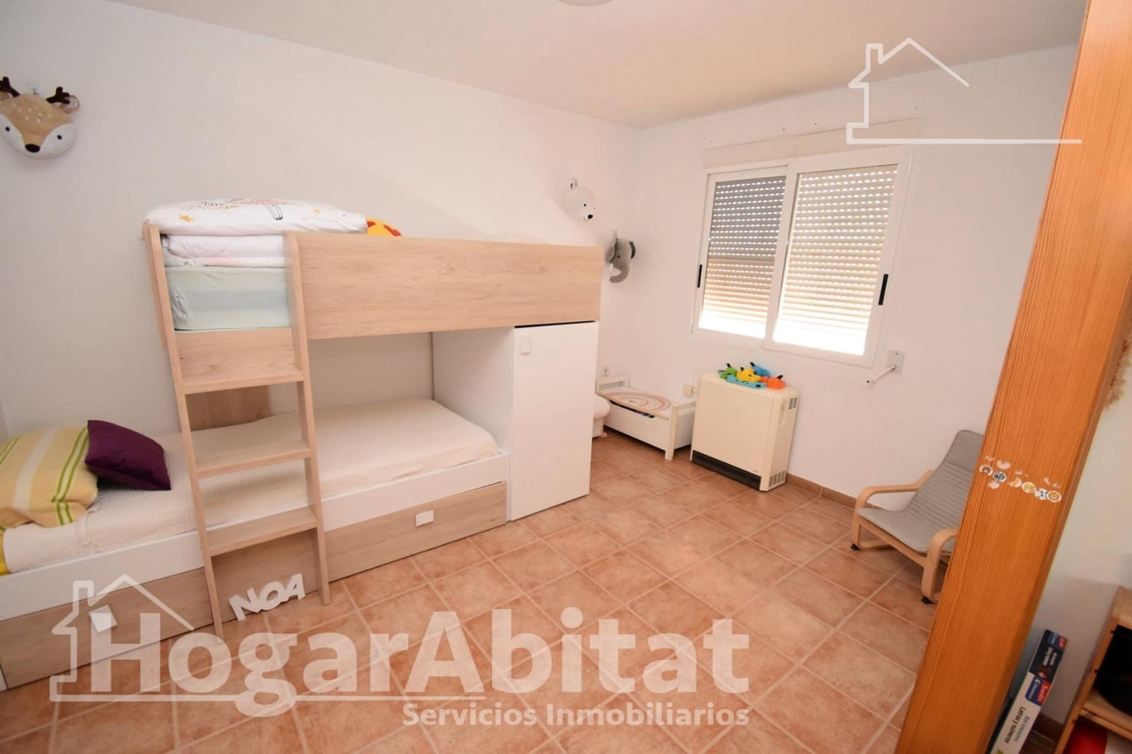 3 bedroom Villa for sale in Borriol with pool garage - € 285,000 (Ref: 9920473)