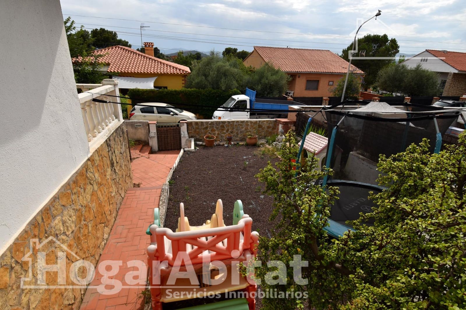3 bedroom Villa for sale in Borriol with pool garage - € 285,000 (Ref: 9920473)