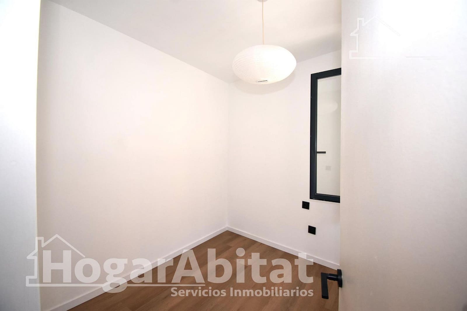 3 bedroom Flat for sale in Quart de Poblet - € 275,000 (Ref: 9922362)