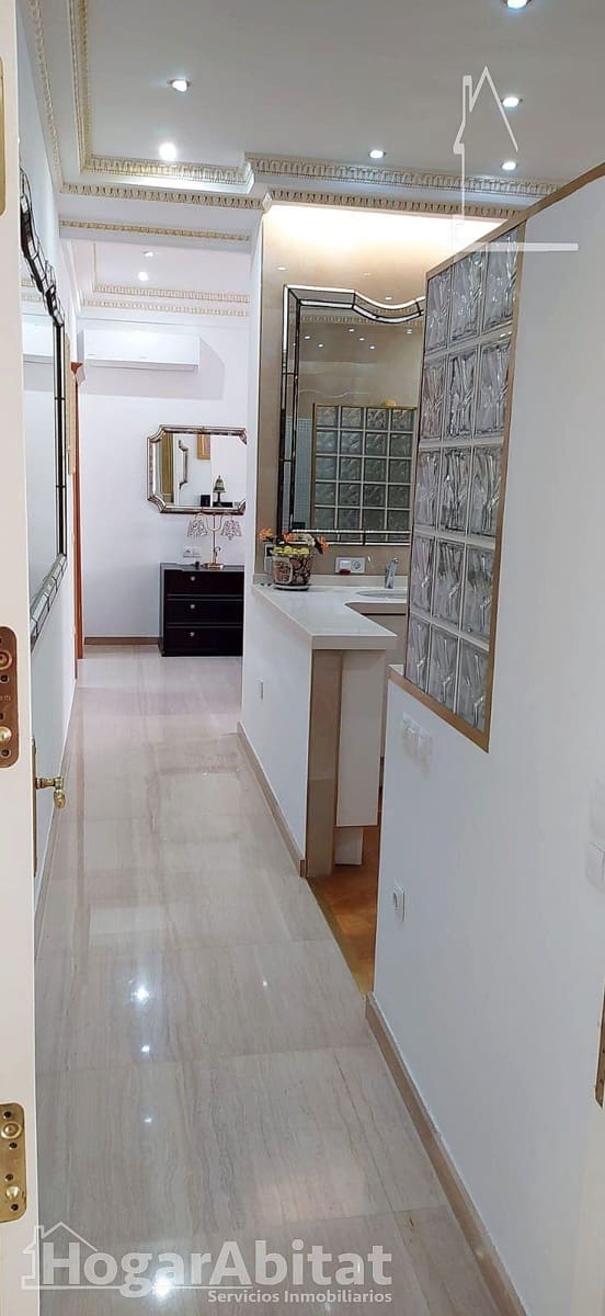 4 Zimmer Villa zu verkaufen in Picassent mit Garage - 950.000 € (Ref: 9927458)