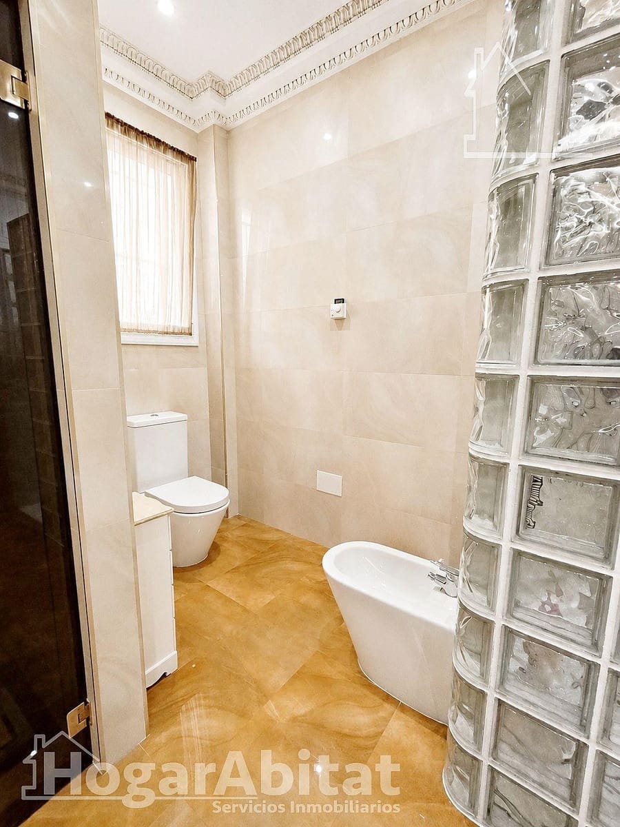 4 Zimmer Villa zu verkaufen in Picassent mit Garage - 950.000 € (Ref: 9927458)