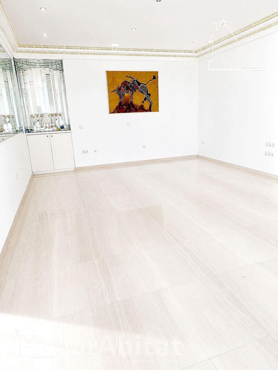 4 Zimmer Villa zu verkaufen in Picassent mit Garage - 950.000 € (Ref: 9927458)