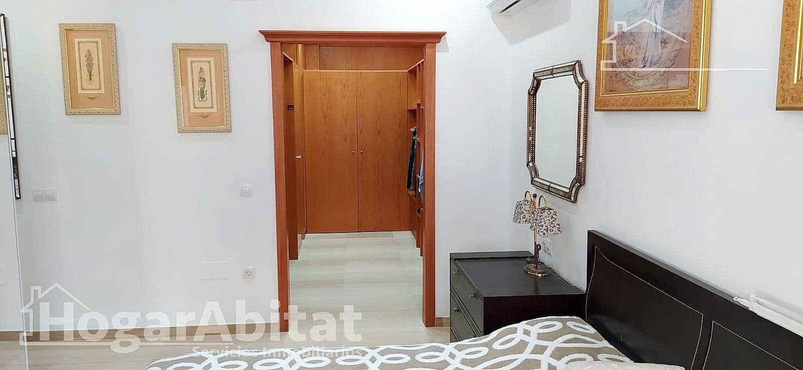 4 Zimmer Villa zu verkaufen in Picassent mit Garage - 950.000 € (Ref: 9927458)