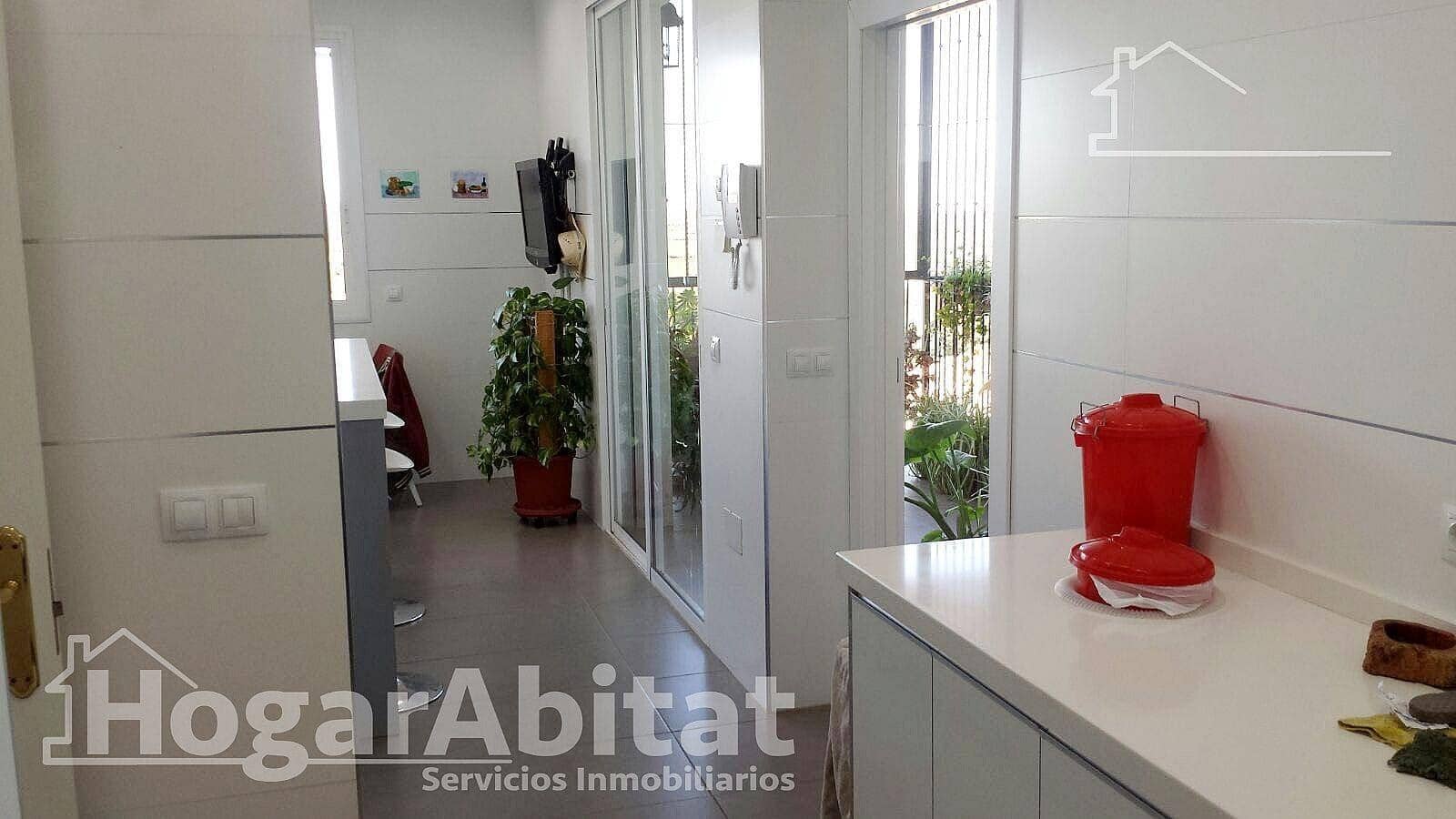 4 Zimmer Villa zu verkaufen in Picassent mit Garage - 950.000 € (Ref: 9927458)