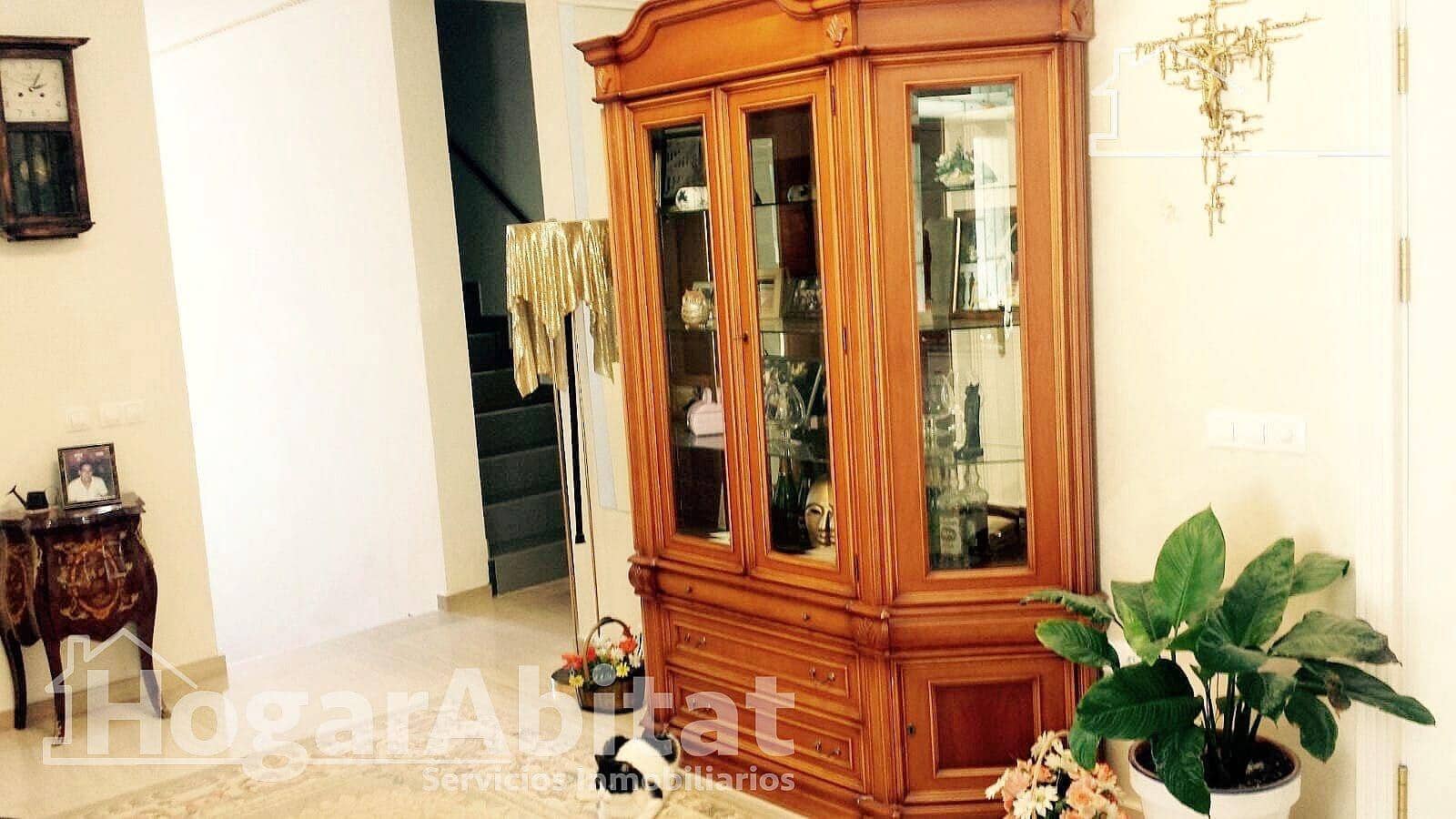 4 Zimmer Villa zu verkaufen in Picassent mit Garage - 950.000 € (Ref: 9927458)