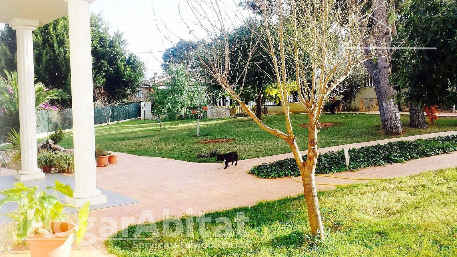 4 Zimmer Villa zu verkaufen in Picassent mit Garage - 950.000 € (Ref: 9927458)