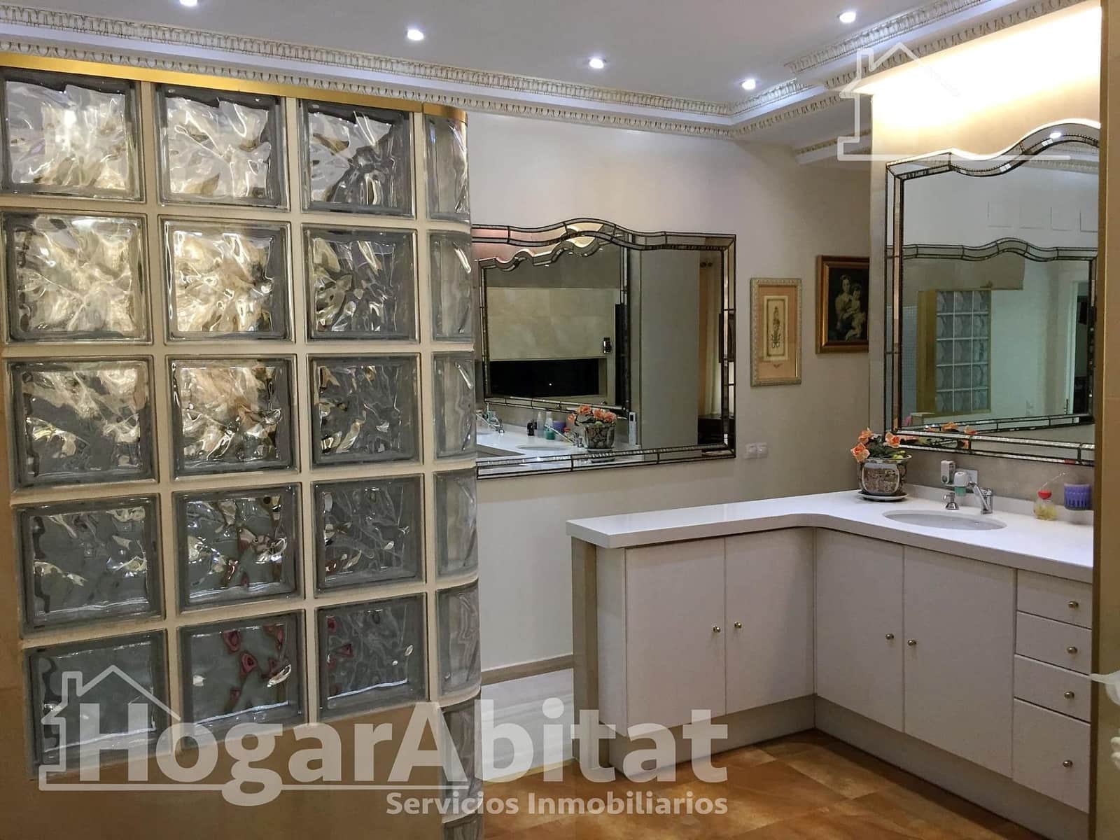 4 Zimmer Villa zu verkaufen in Picassent mit Garage - 950.000 € (Ref: 9927458)