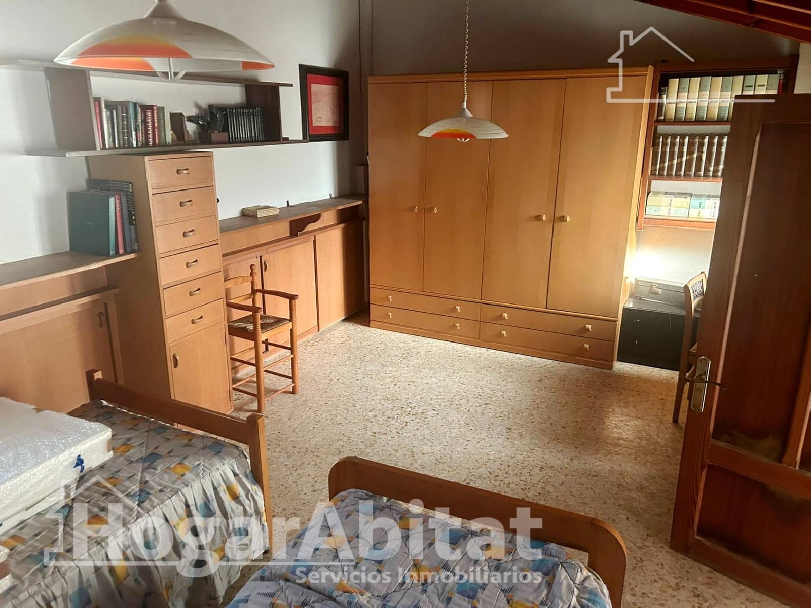 4 bedroom Flat for sale in Manises - € 250,000 (Ref: 9927467)