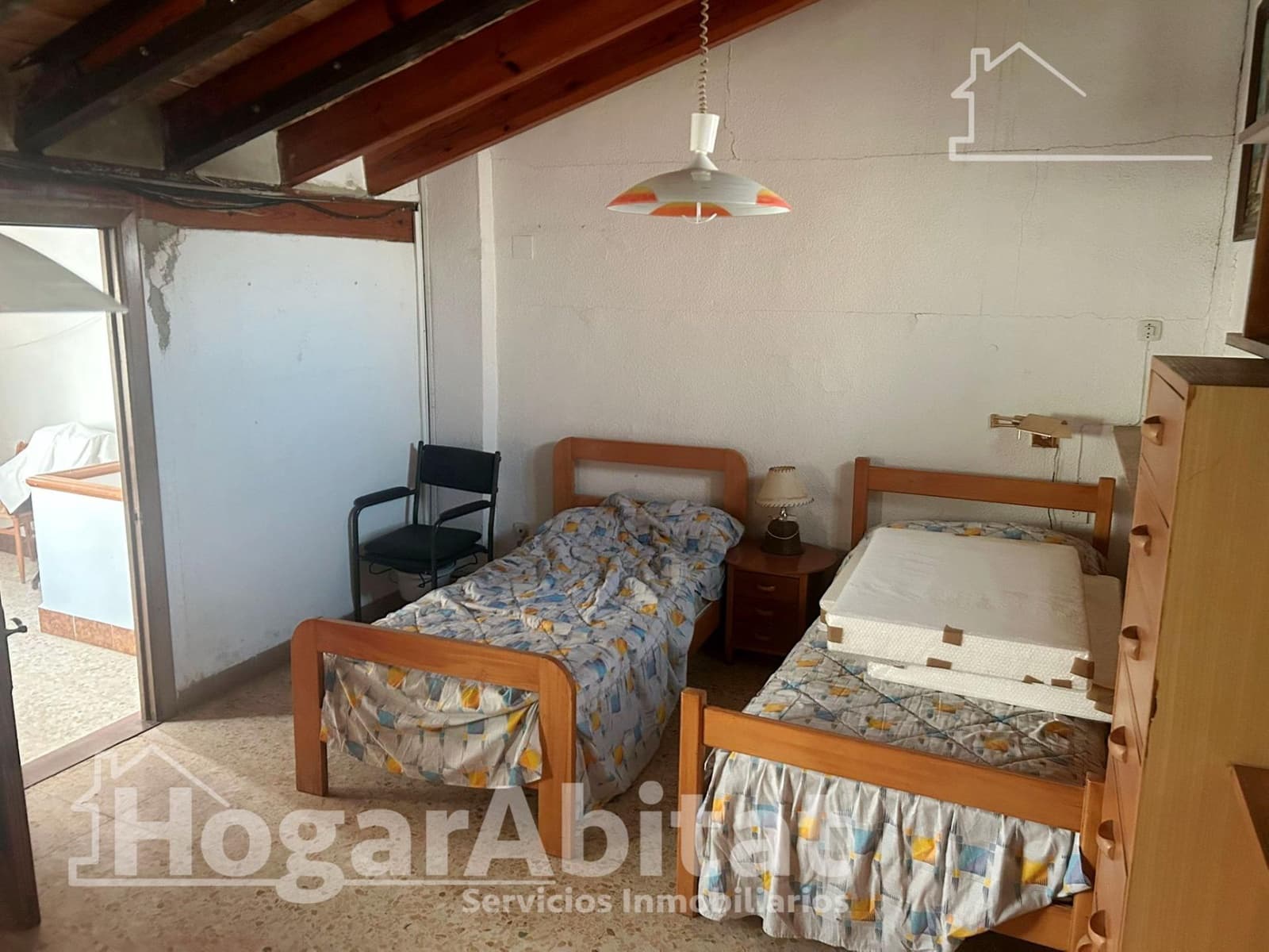 4 bedroom Flat for sale in Manises - € 250,000 (Ref: 9927467)